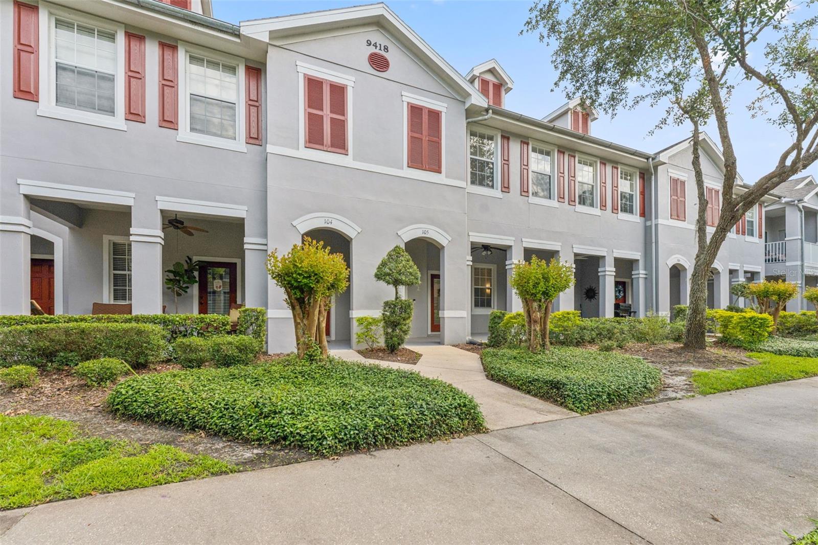 Listing photo id 0 for 9418 Park Village Drive 105