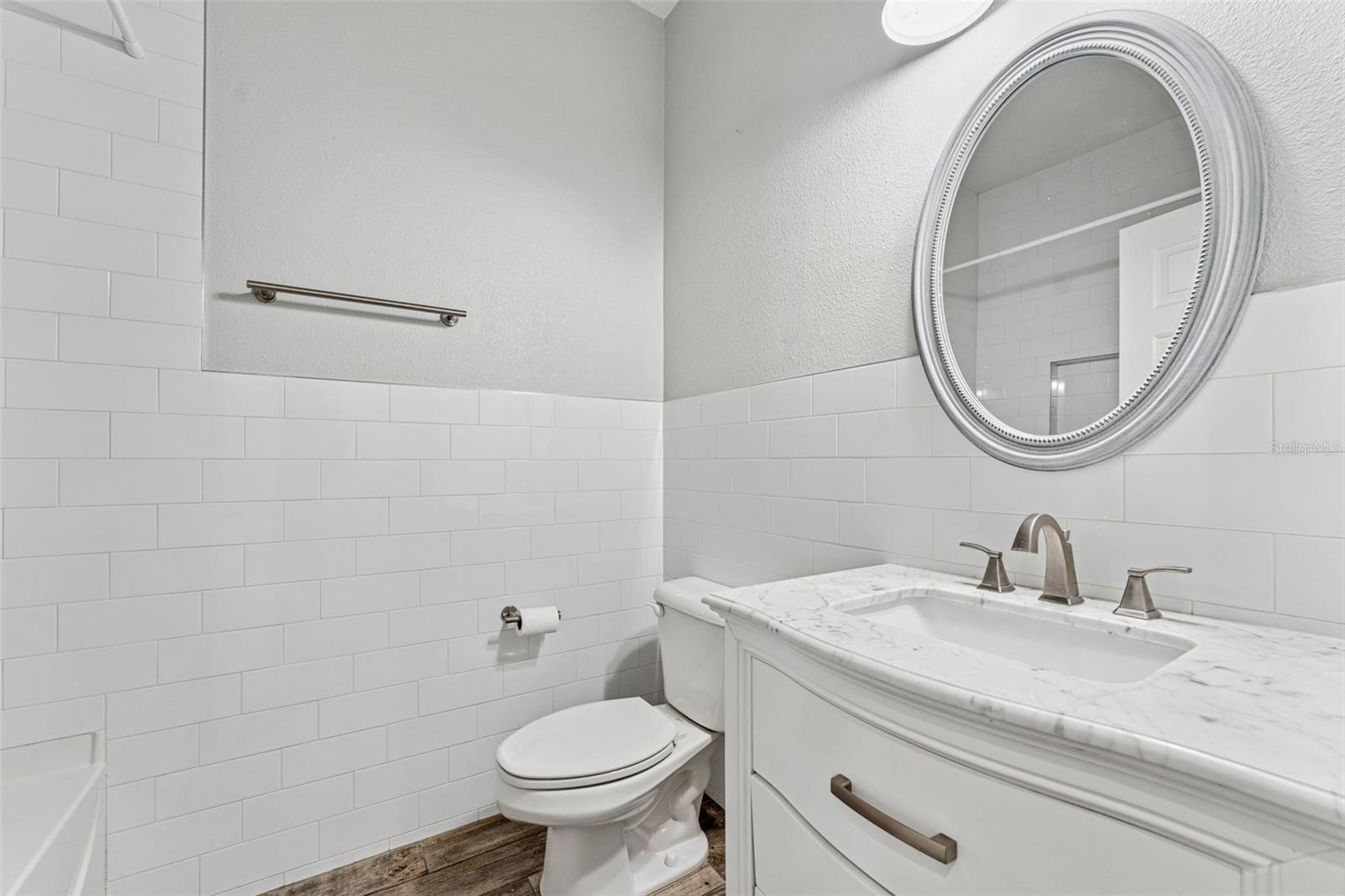 Listing photo id 36 for 9418 Park Village Drive 105