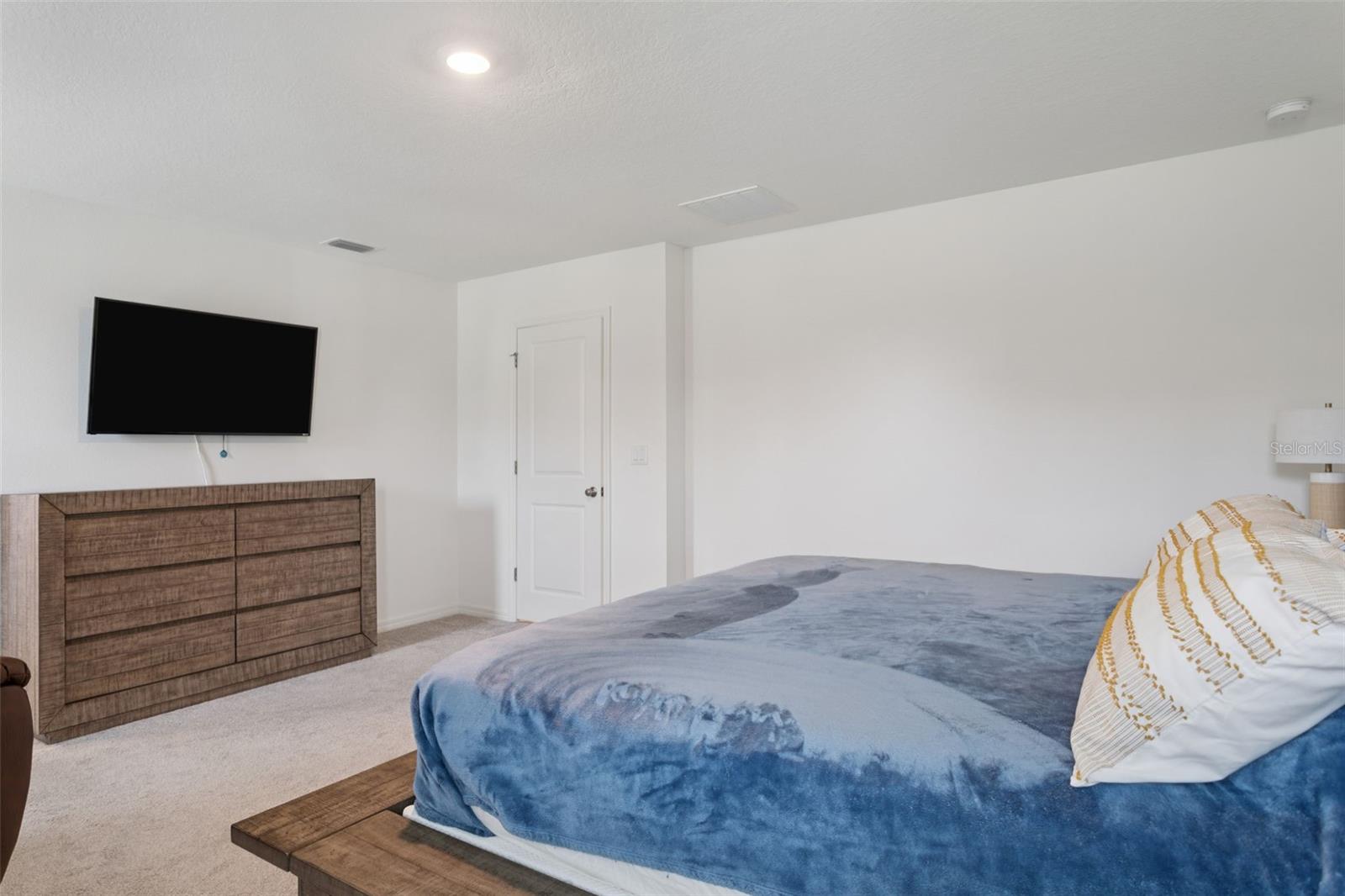 Image 17 of 29 For 37402 Yukon Drive