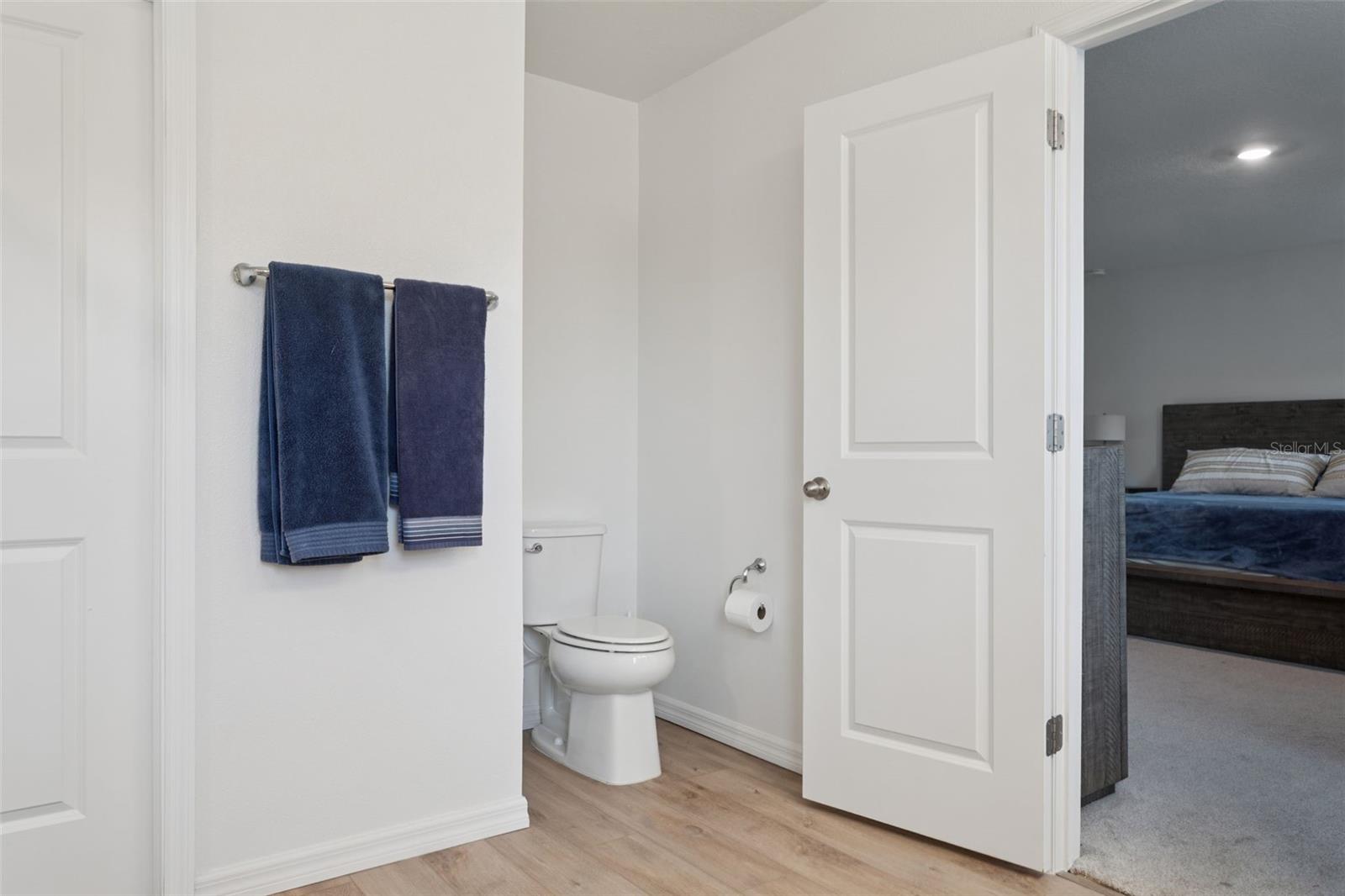 Image 20 of 29 For 37402 Yukon Drive