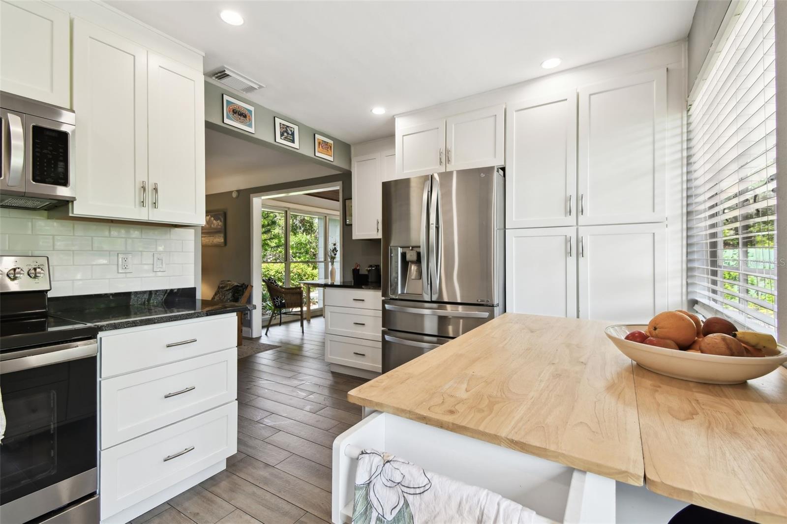 Image 13 of 54 For 7219 4th Avenue N