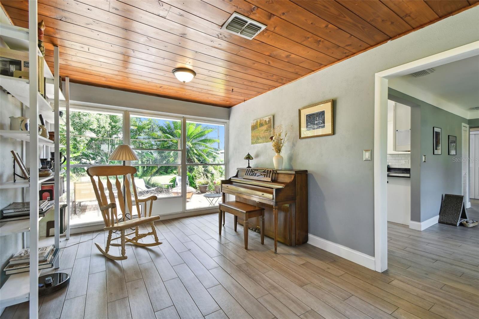 Image 20 of 54 For 7219 4th Avenue N