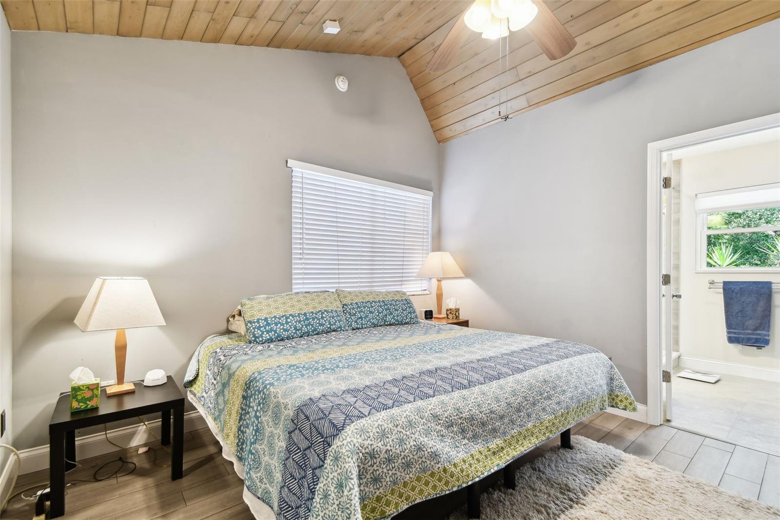 Image 23 of 54 For 7219 4th Avenue N