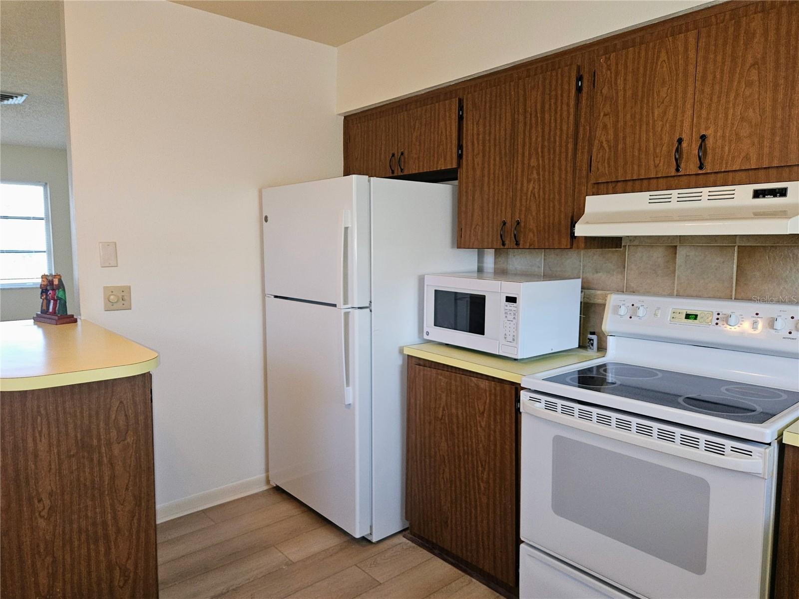 Image 10 of 20 For 360 137th Avenue Circle 360