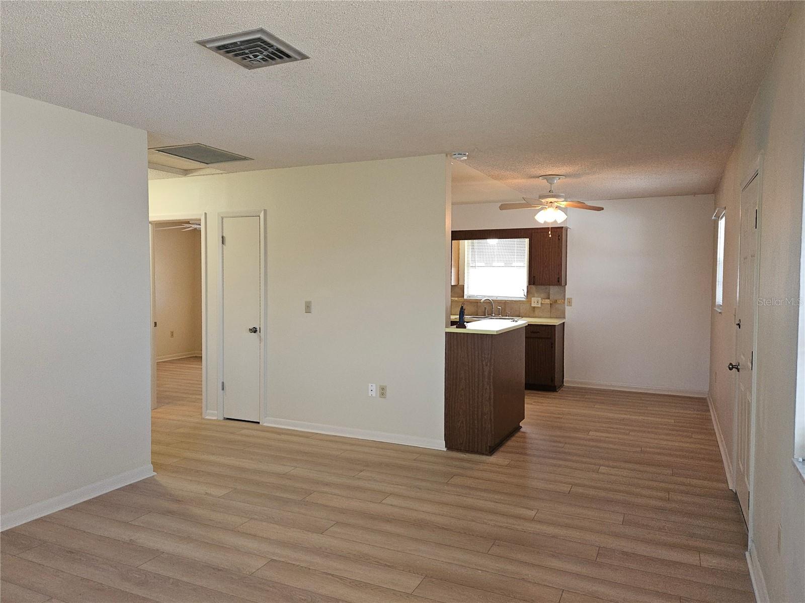 Image 5 of 20 For 360 137th Avenue Circle 360