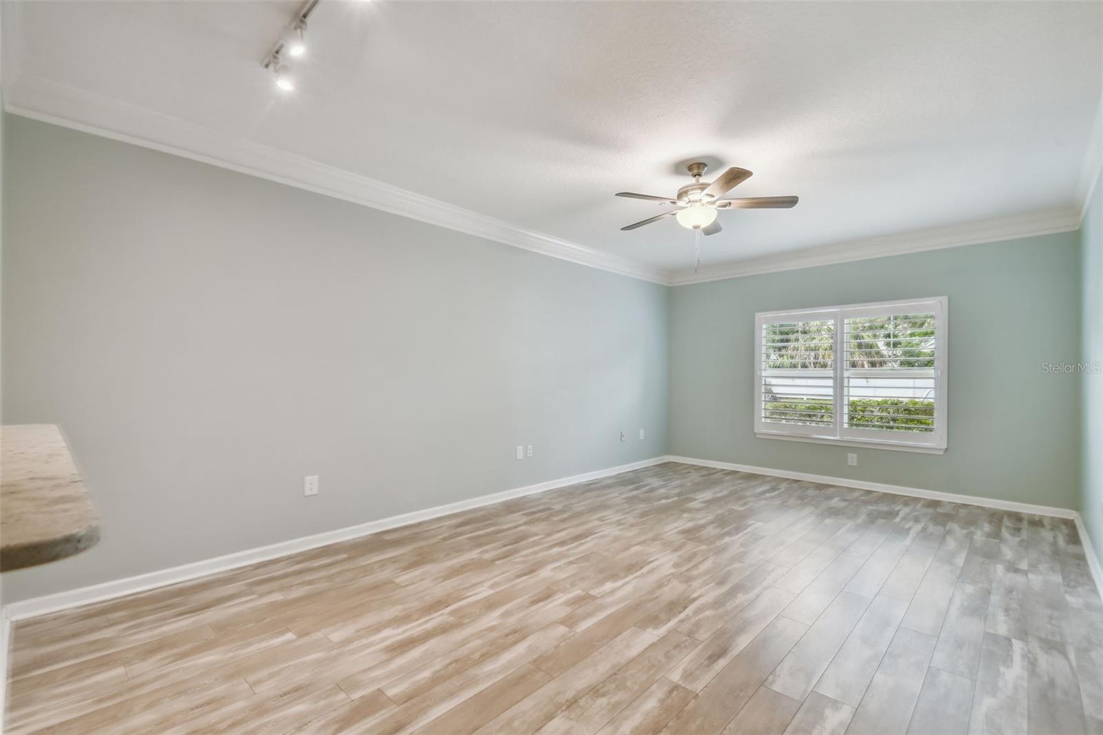 Image 19 of 58 For 4207 Dale Mabry Highway 2105