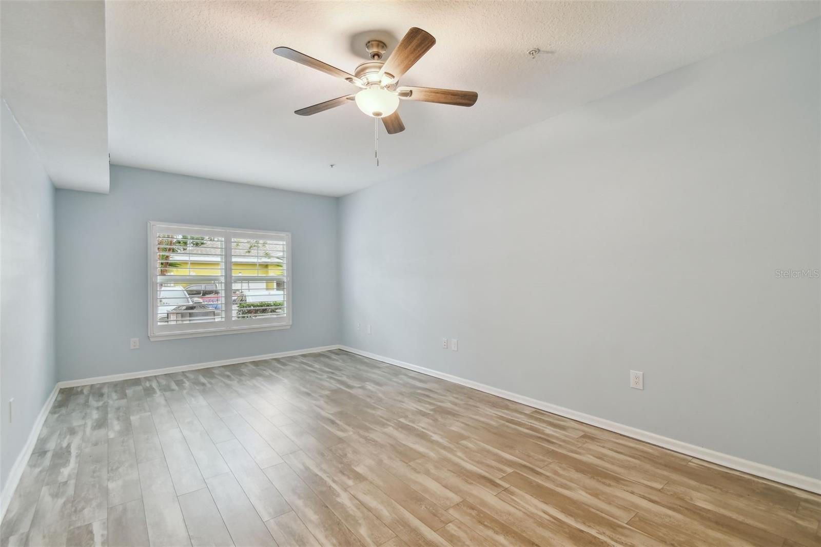 Image 25 of 58 For 4207 Dale Mabry Highway 2105
