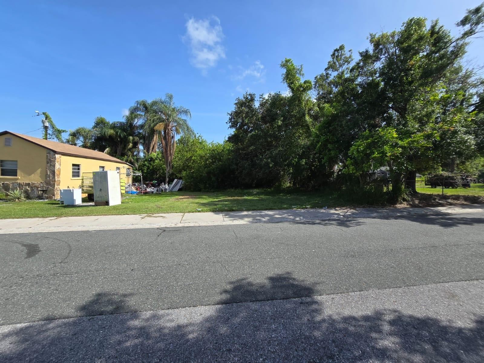Image 10 of 21 For Paris Avenue S