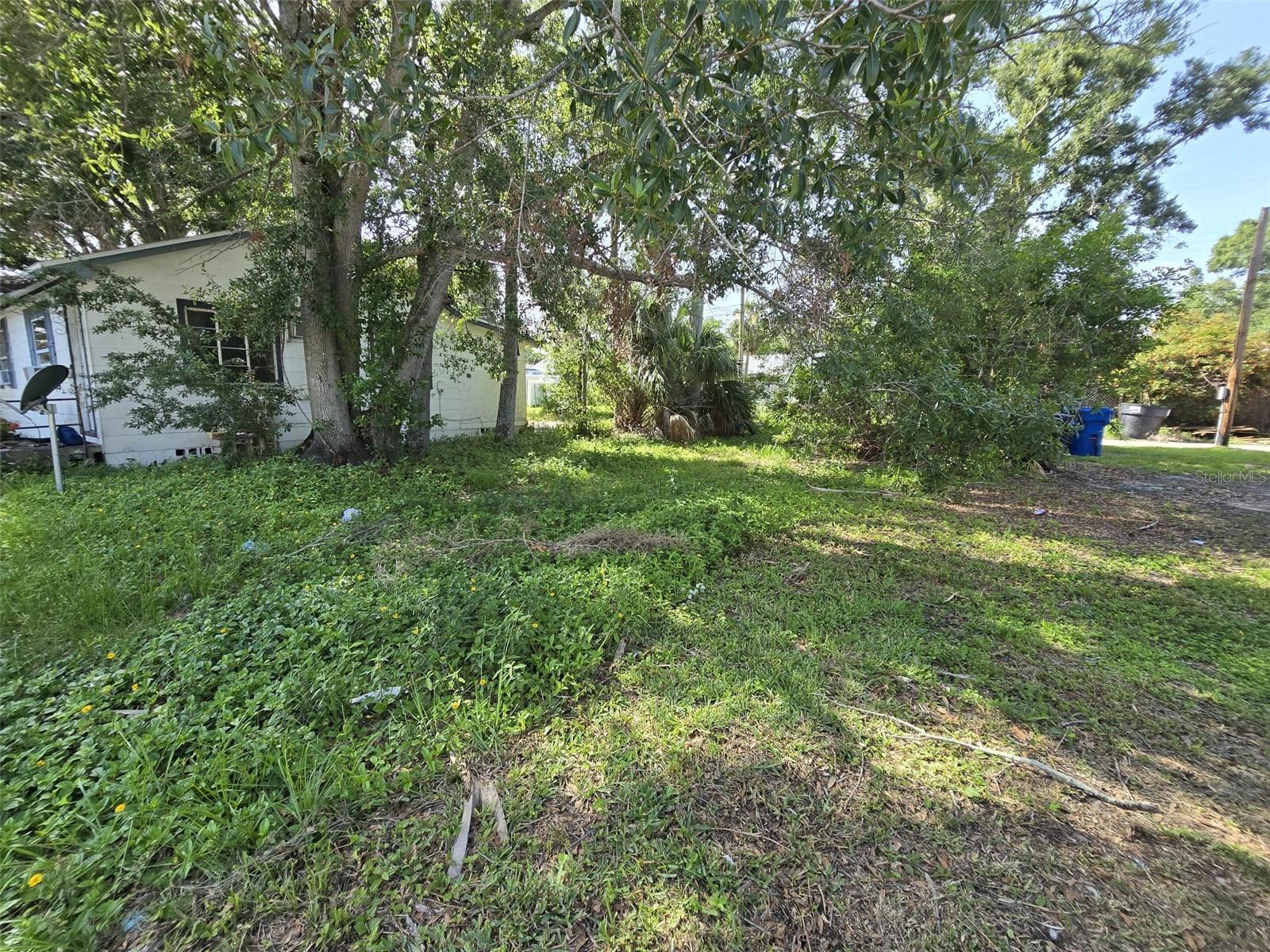 Image 3 of 21 For Paris Avenue S