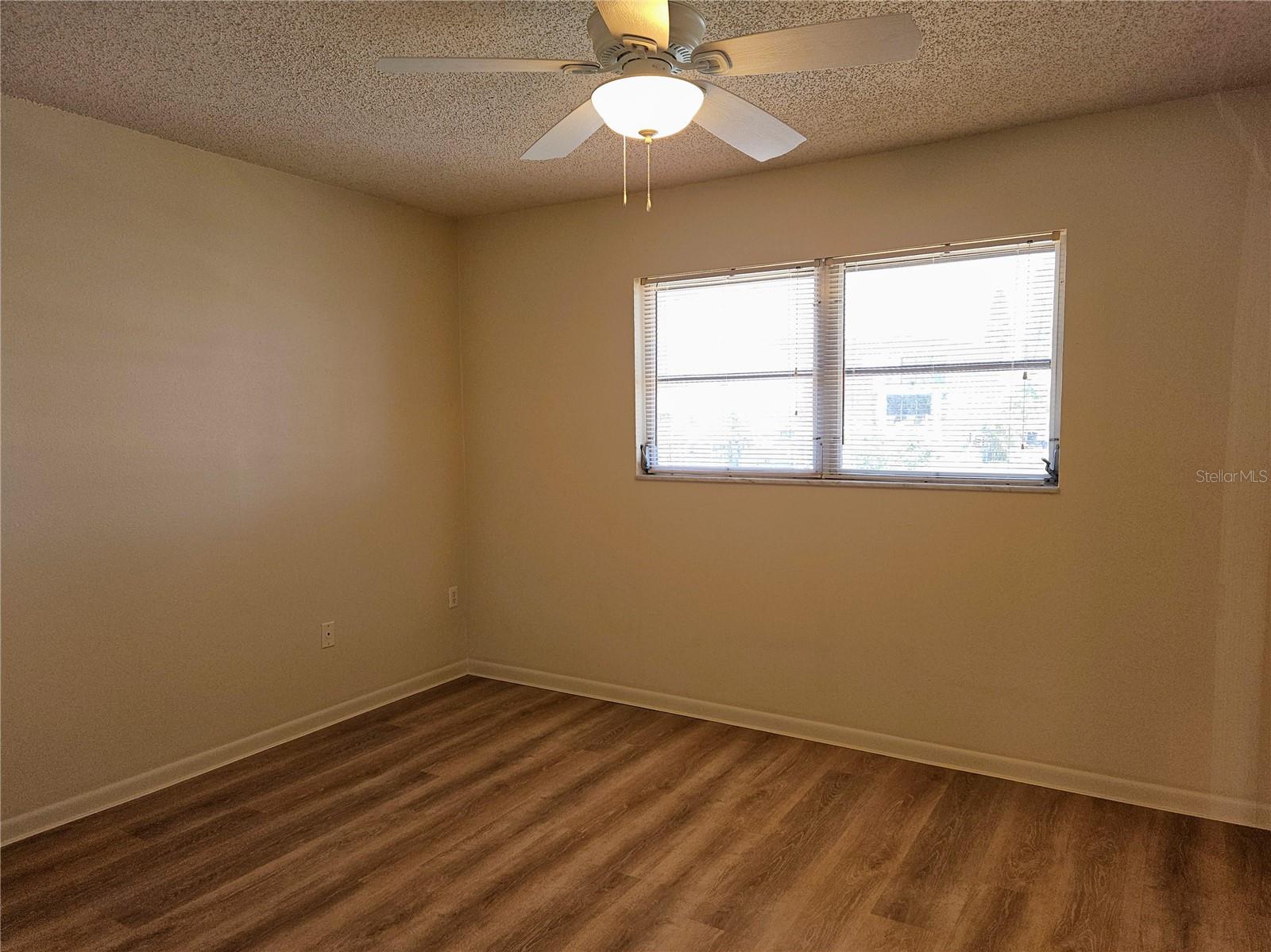 Image 11 of 25 For 380 137th Avenue Circle 380