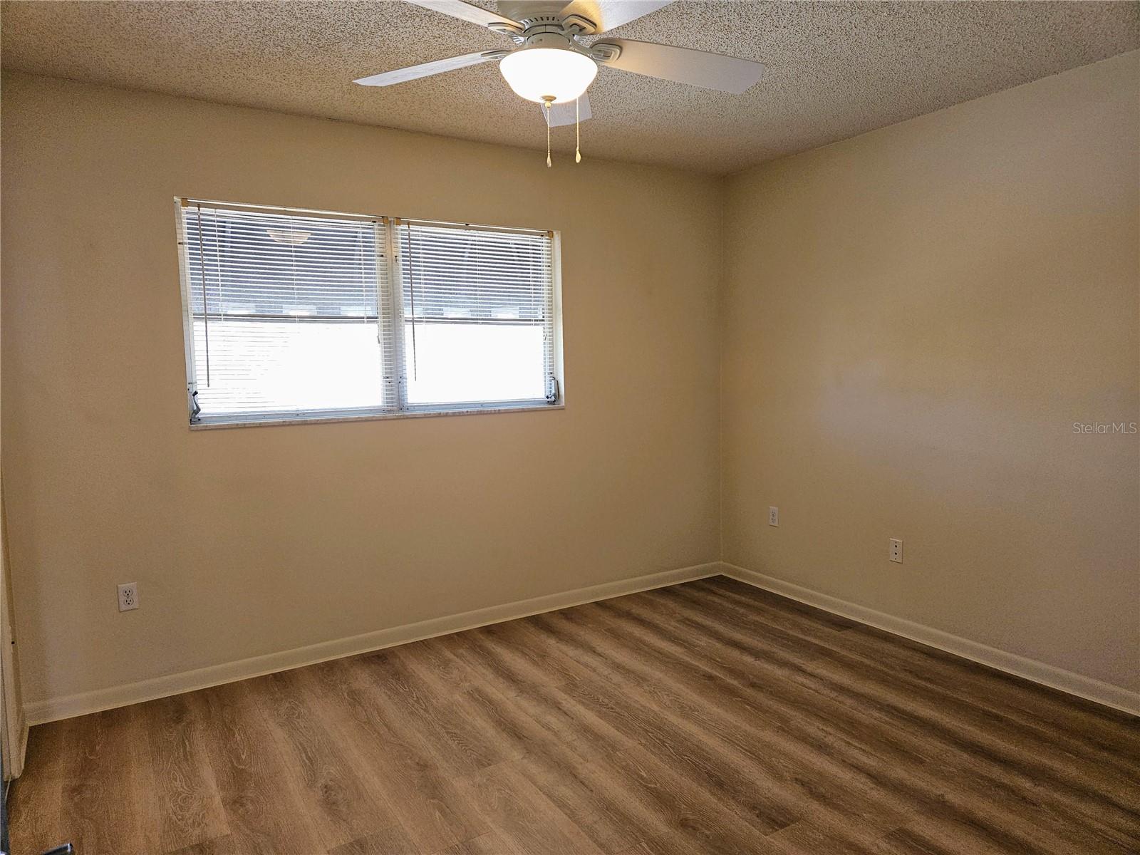 Image 15 of 25 For 380 137th Avenue Circle 380