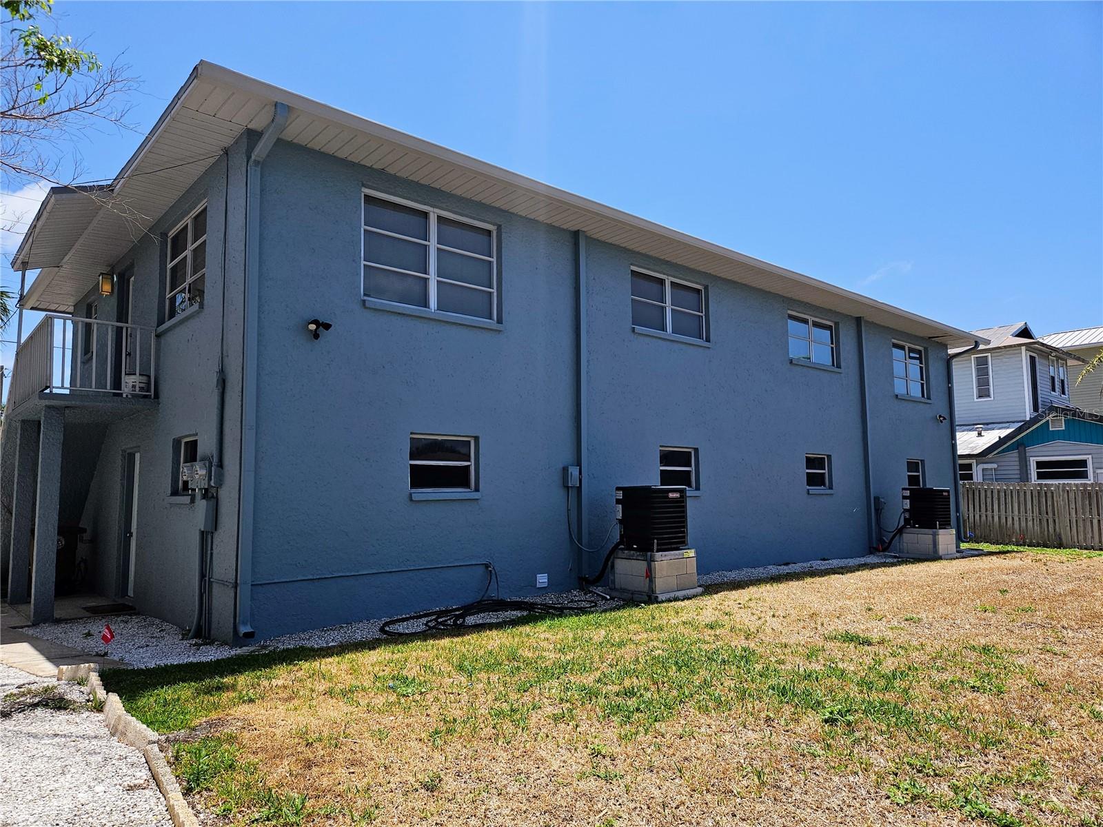 Image 21 of 25 For 380 137th Avenue Circle 380