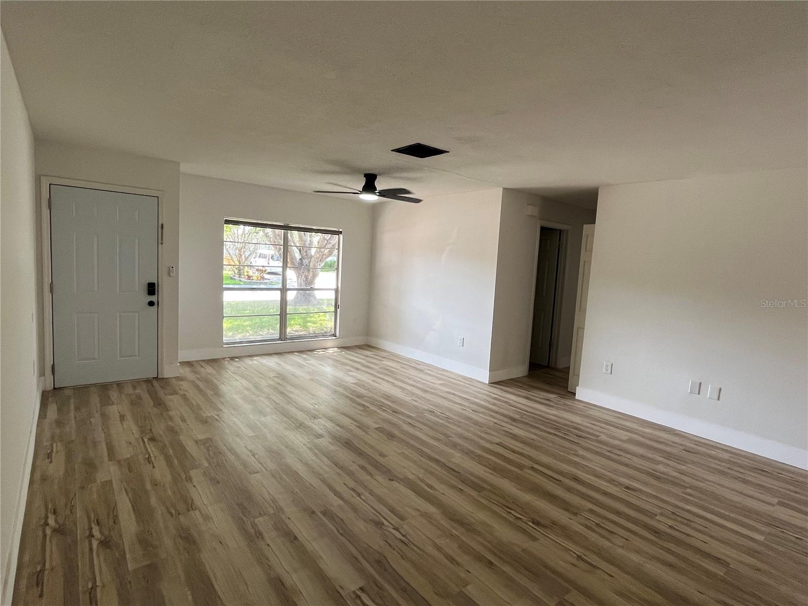 Image 17 of 44 For 5123 Brookside Lane
