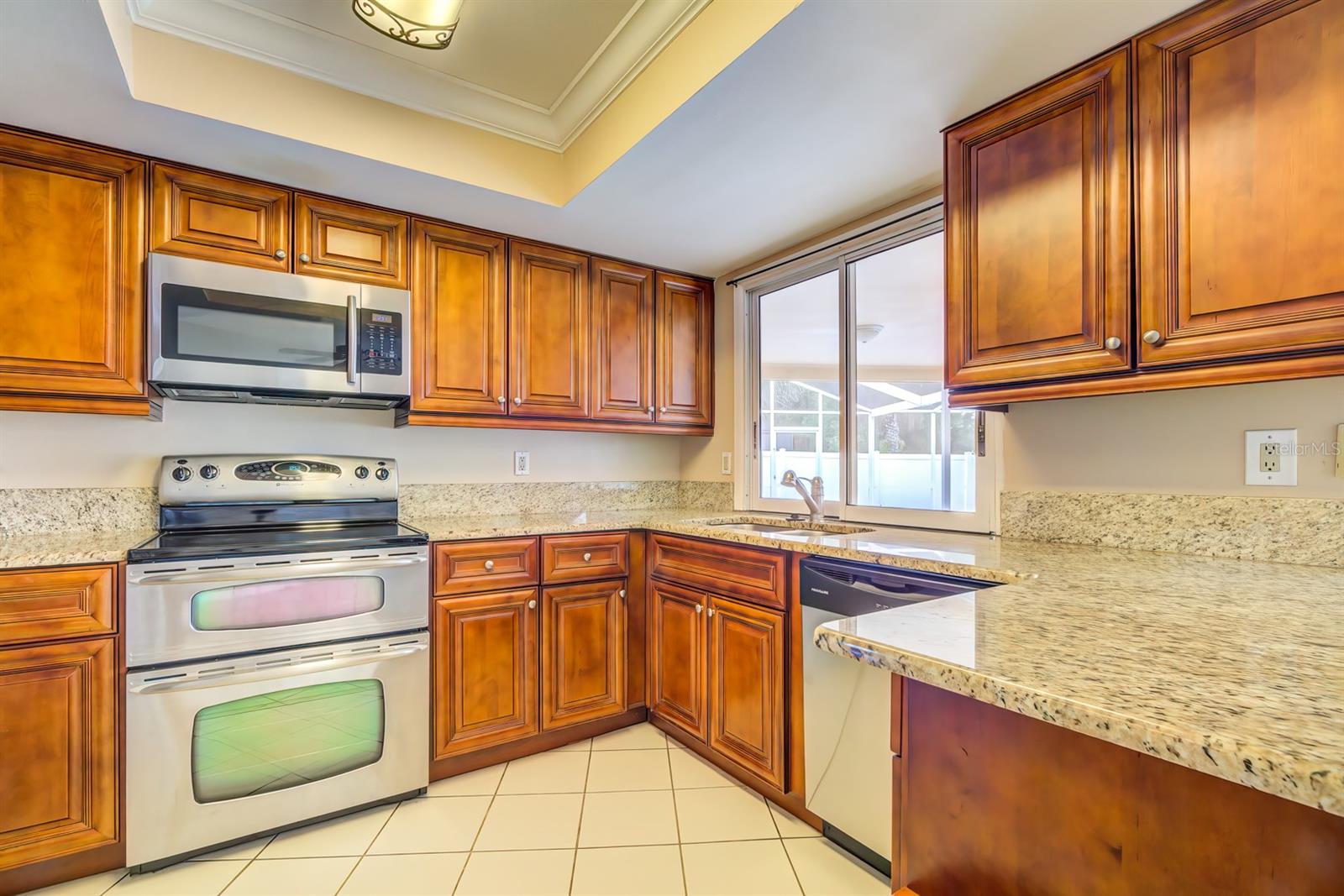 Image 10 of 45 For 2406 Appian Avenue