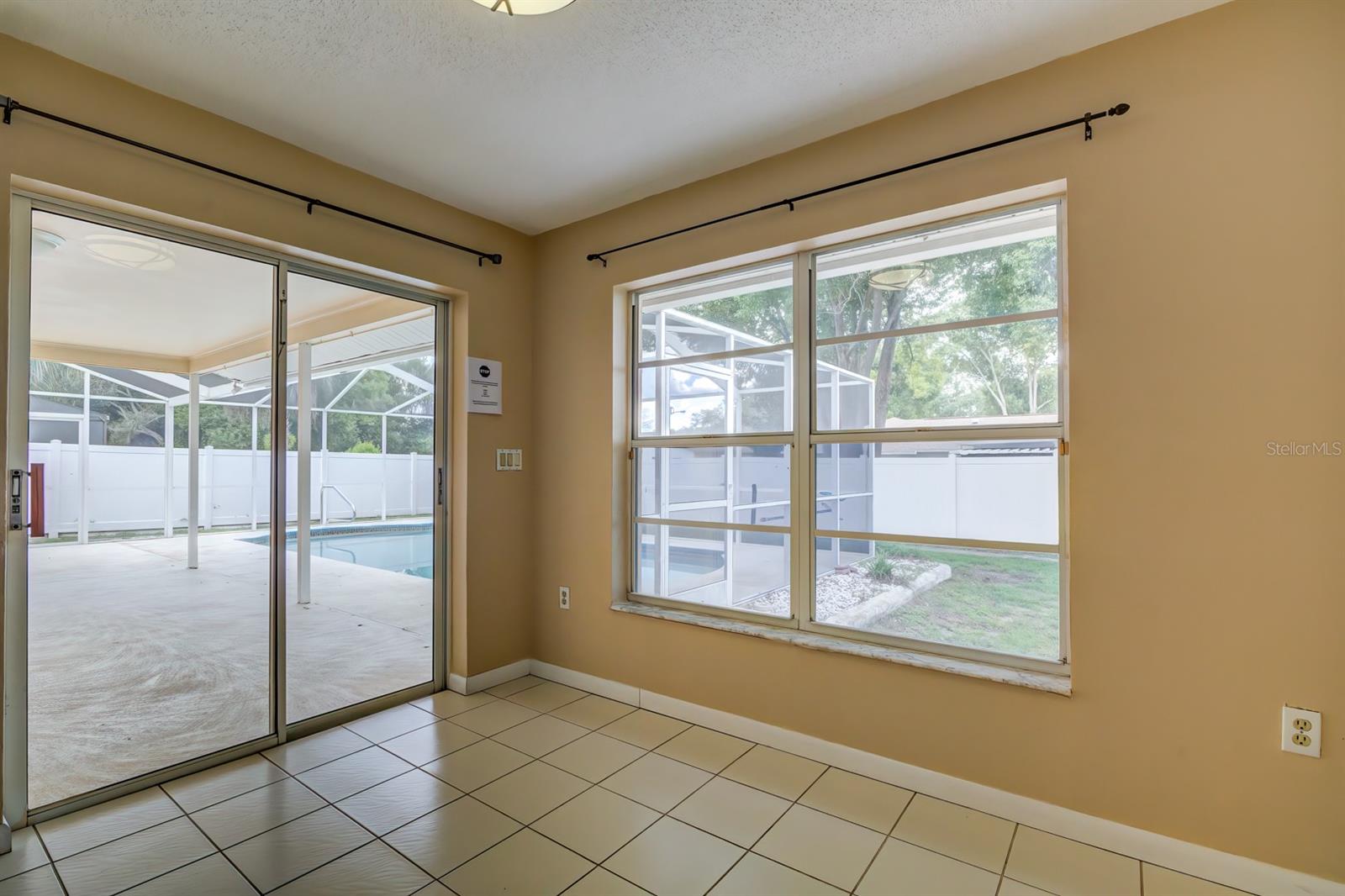Image 12 of 45 For 2406 Appian Avenue