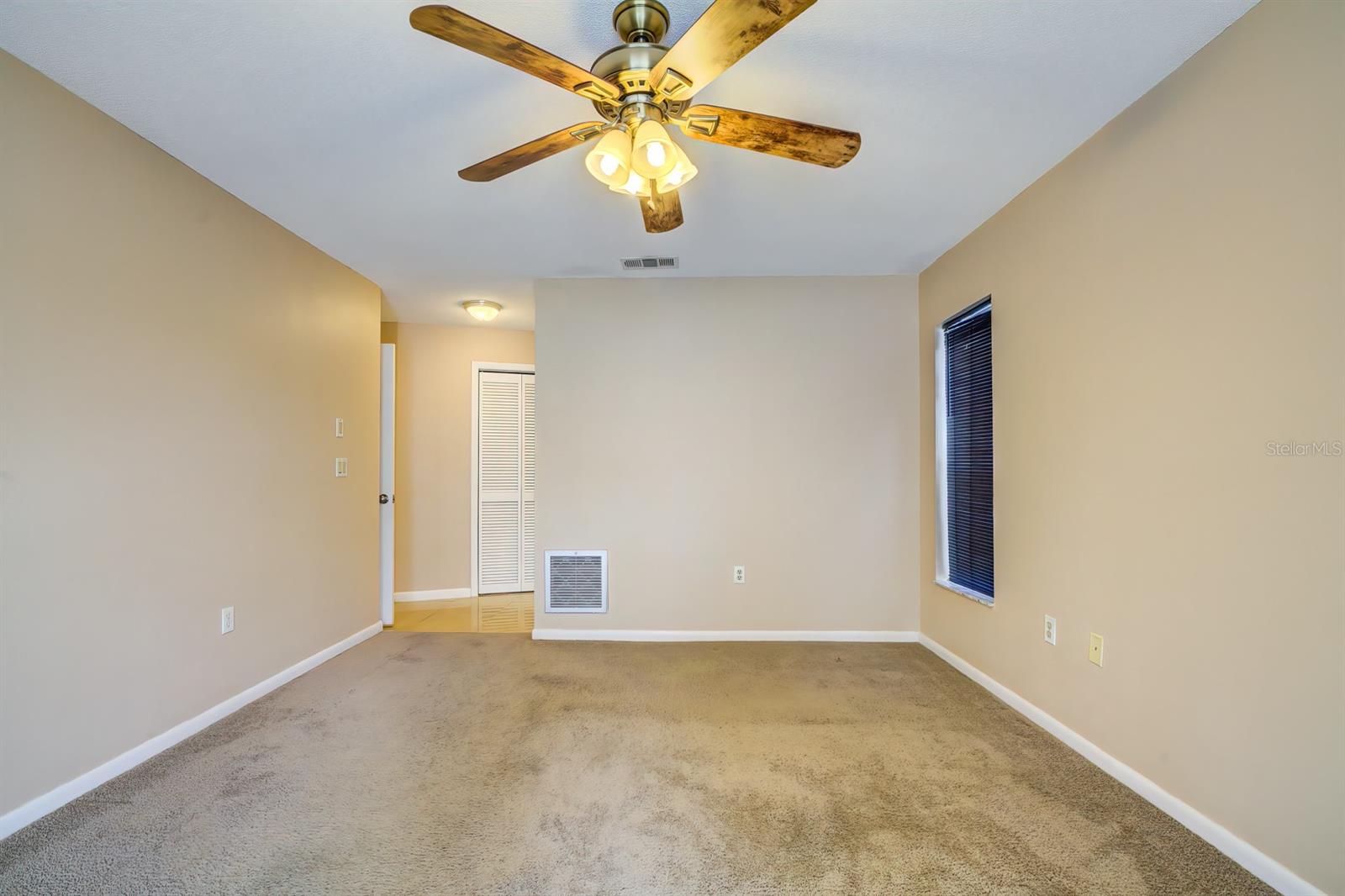 Image 15 of 45 For 2406 Appian Avenue