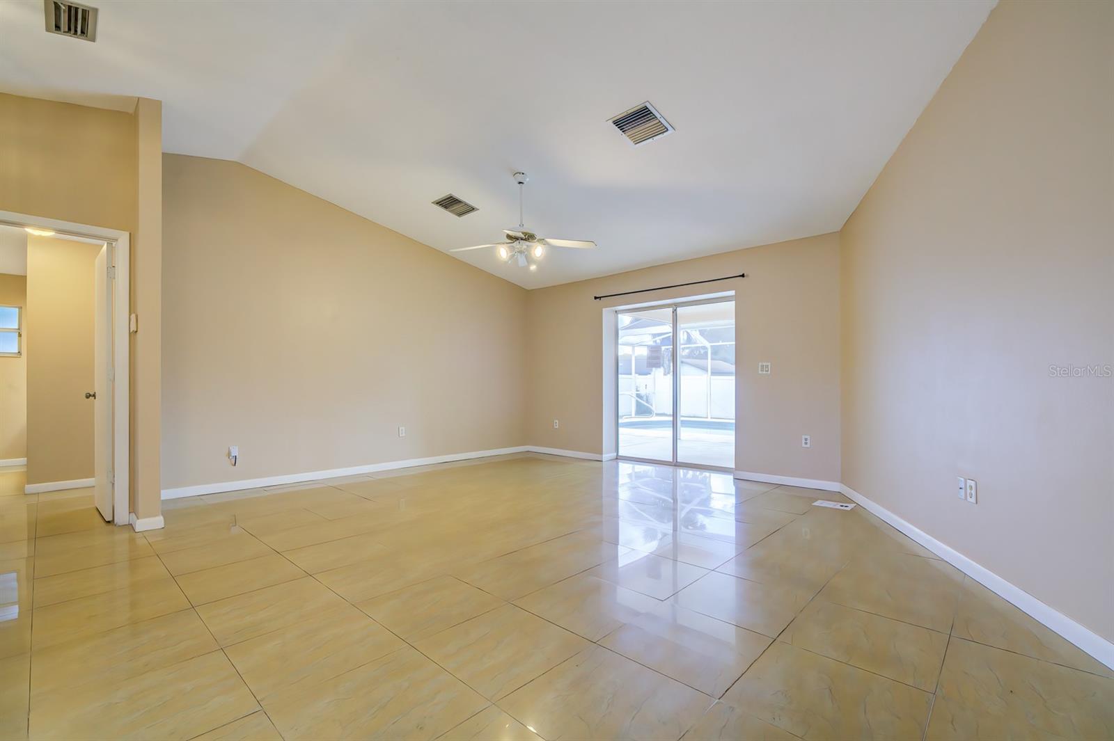 Image 3 of 45 For 2406 Appian Avenue