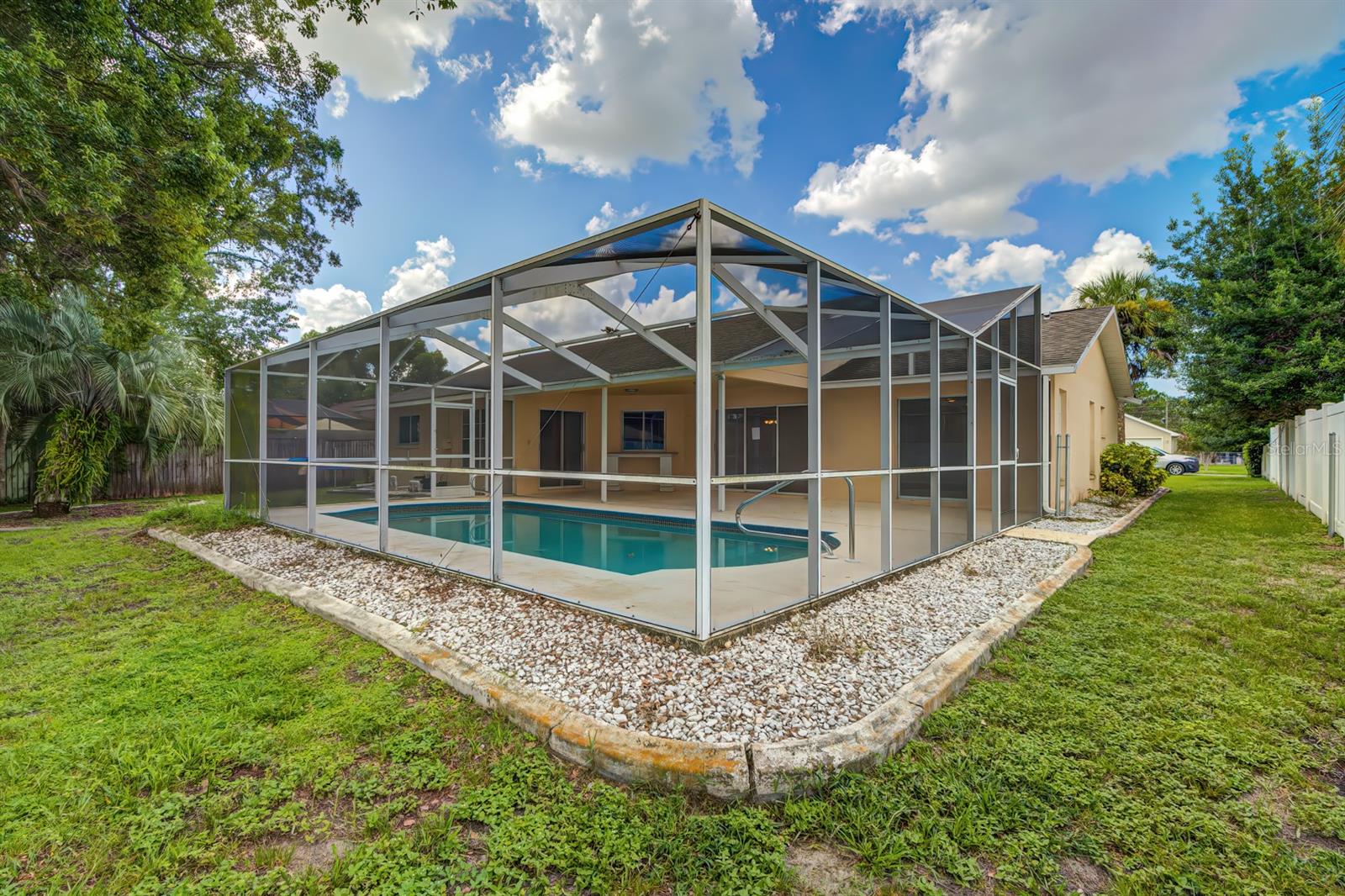 Image 39 of 45 For 2406 Appian Avenue