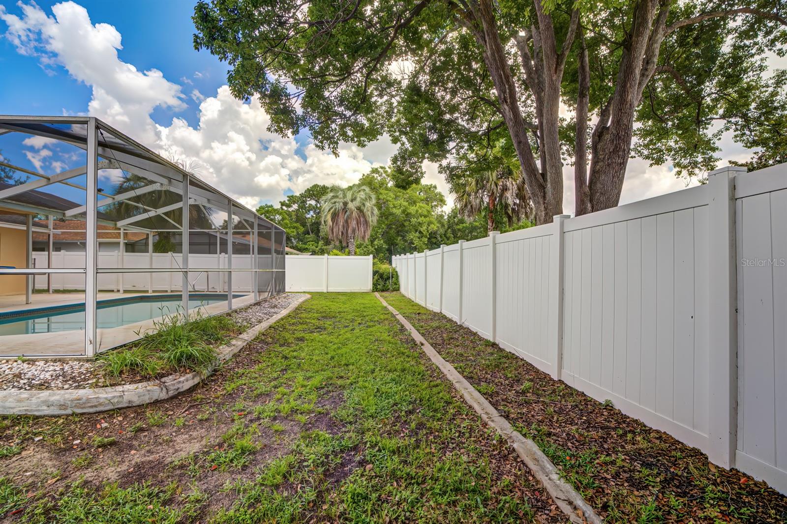 Image 42 of 45 For 2406 Appian Avenue