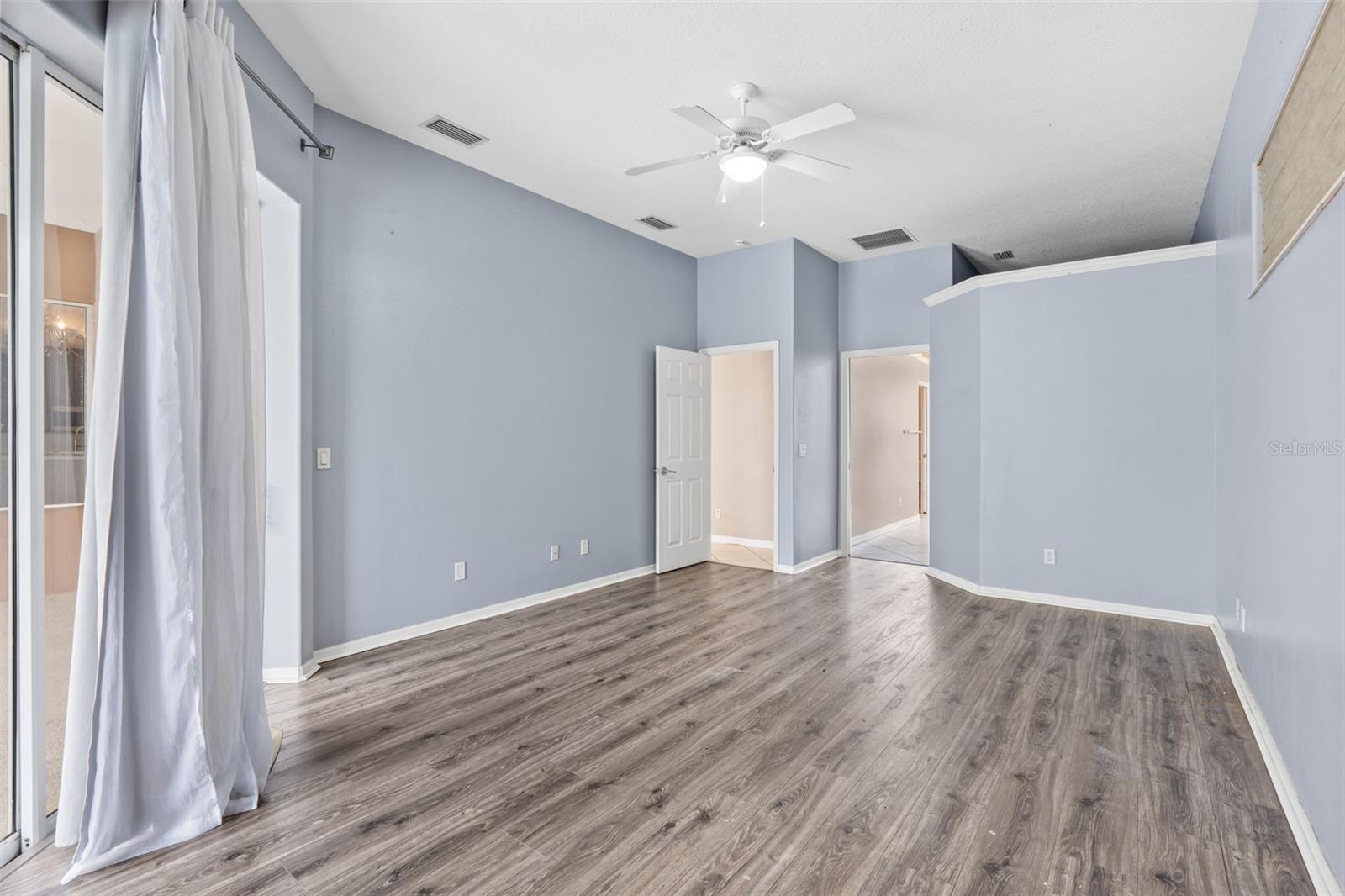 Image 25 of 50 For 8521 30th Street E