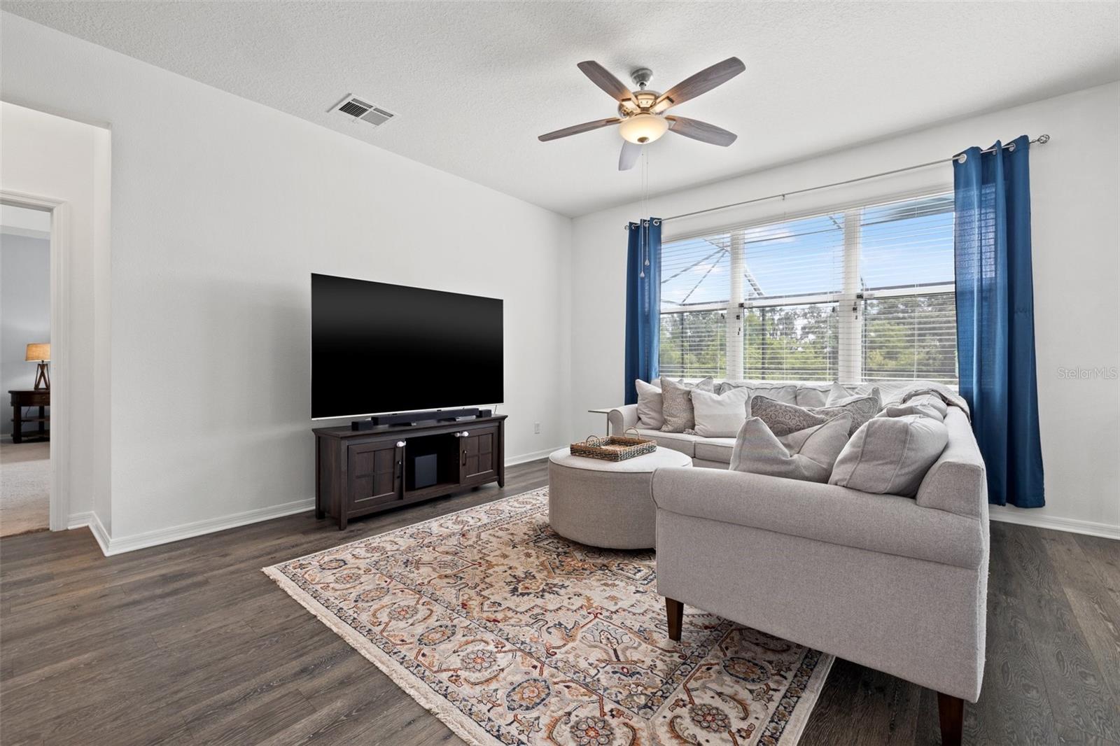 Image 10 of 40 For 11434 Leland Groves Drive