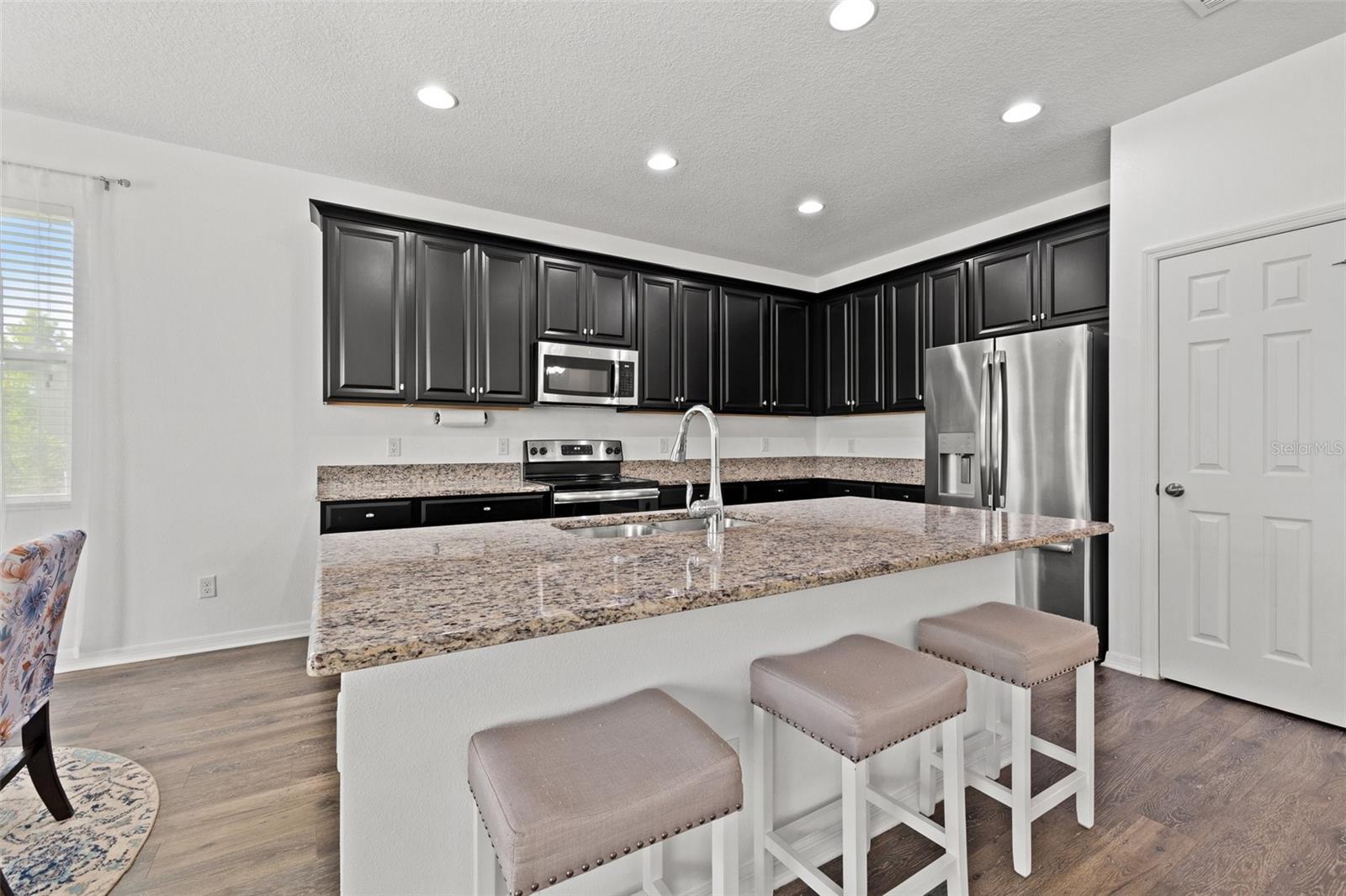 Image 12 of 40 For 11434 Leland Groves Drive