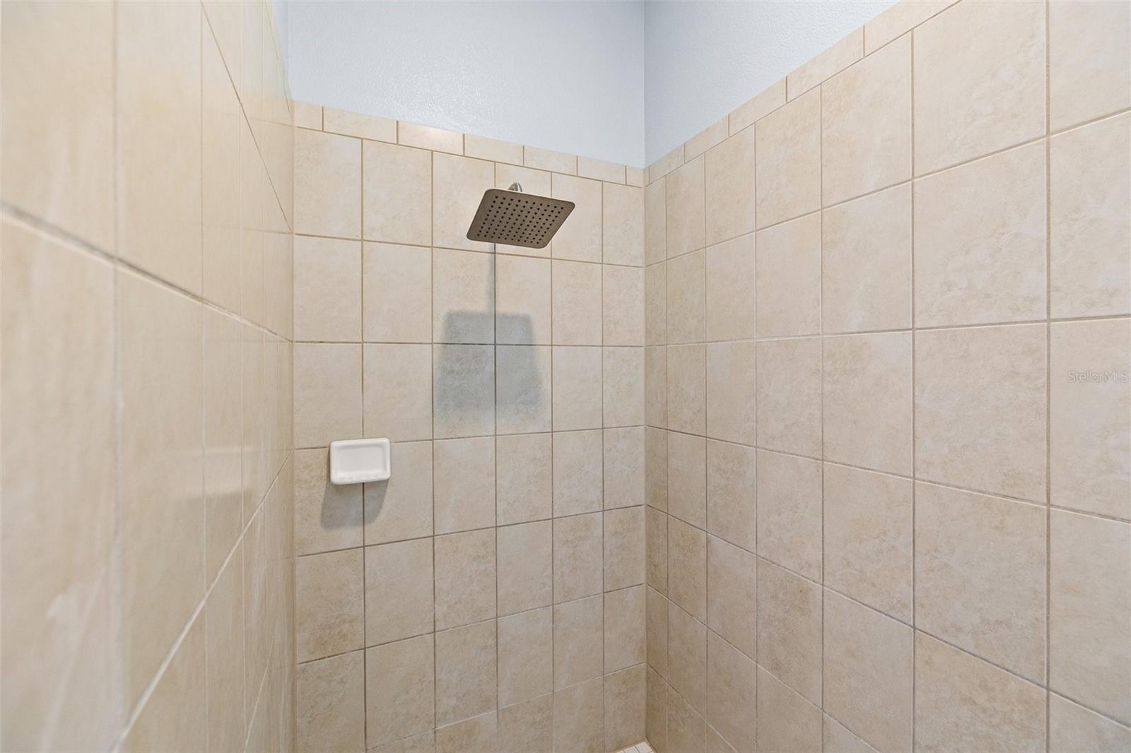 Image 21 of 40 For 11434 Leland Groves Drive