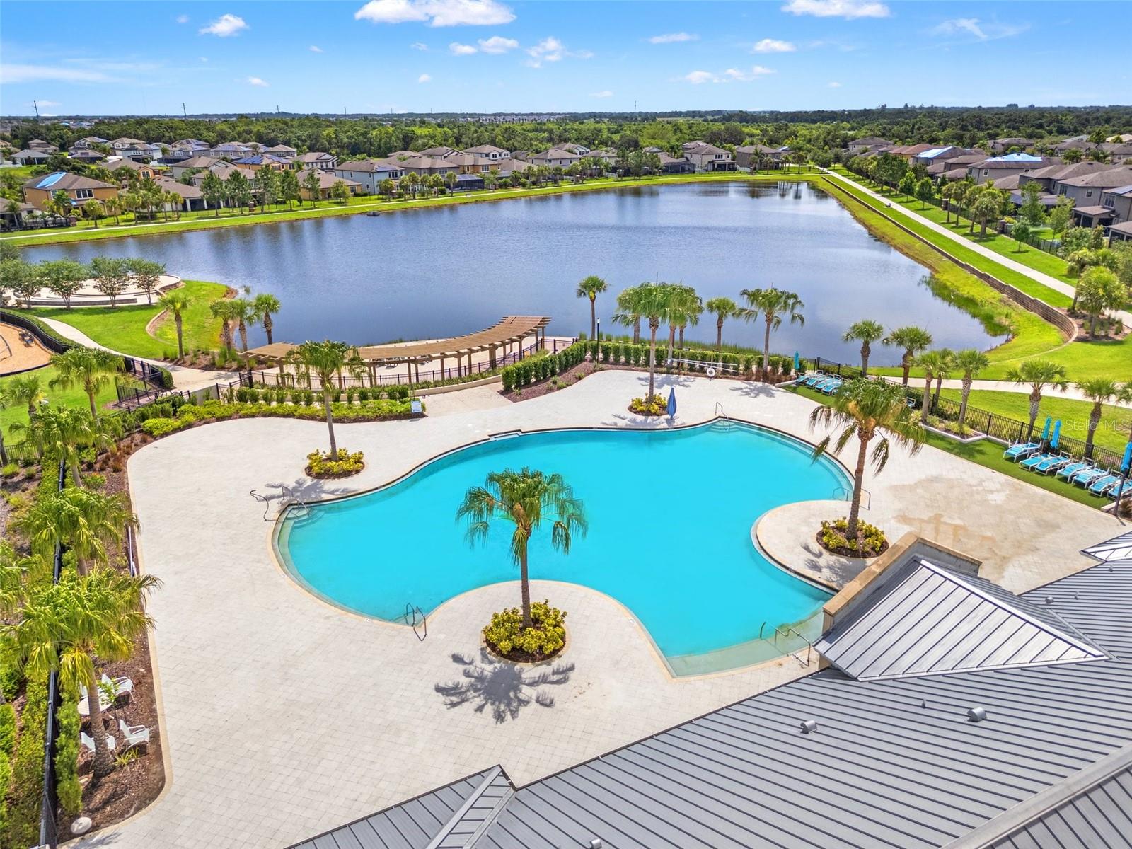 Image 36 of 40 For 11434 Leland Groves Drive