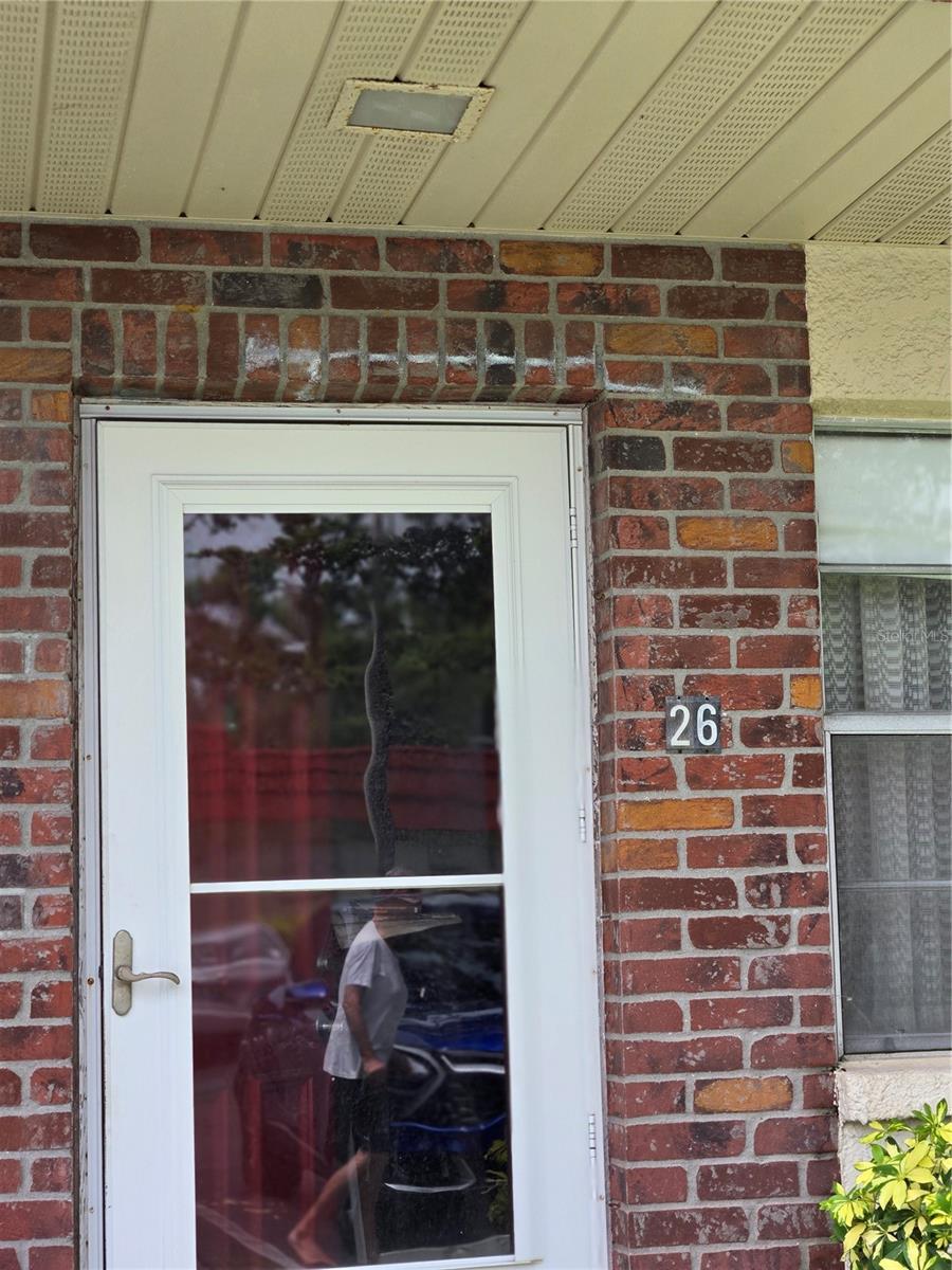 Image 2 of 6 For 5865 37th Avenue N 26