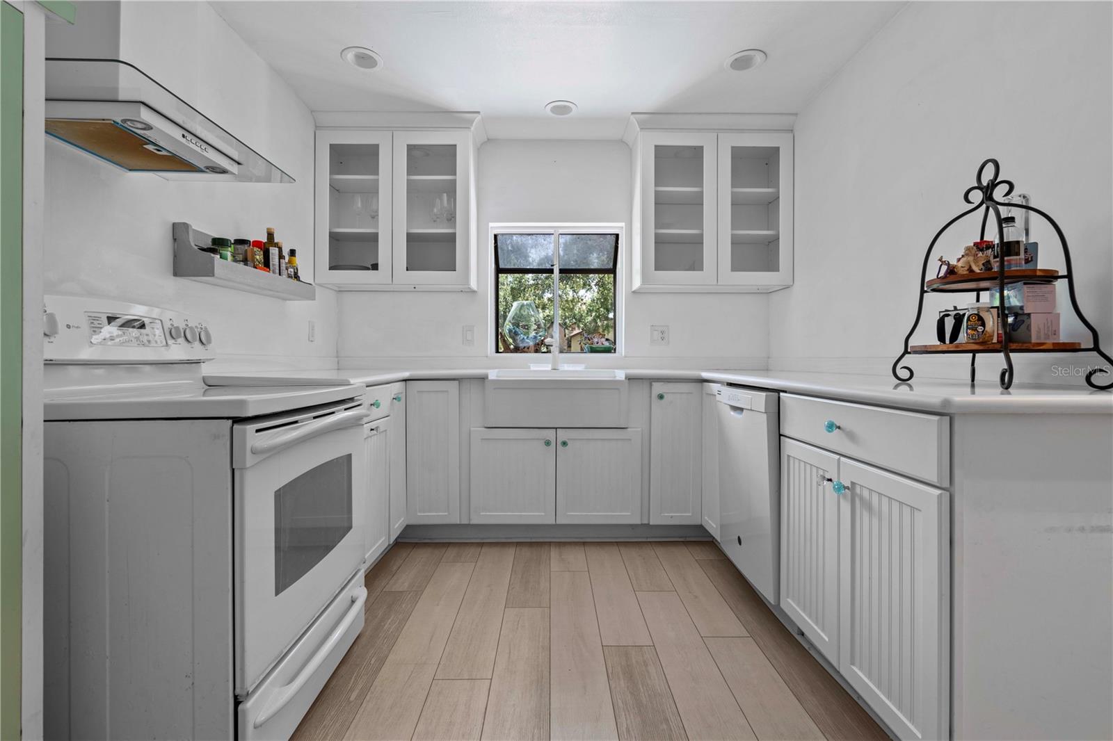 Image 11 of 54 For 7705 4th Avenue W