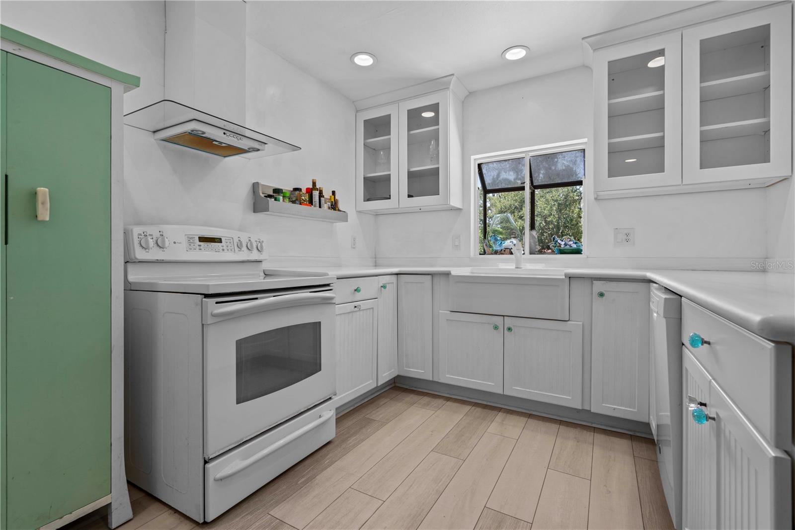Image 13 of 54 For 7705 4th Avenue W