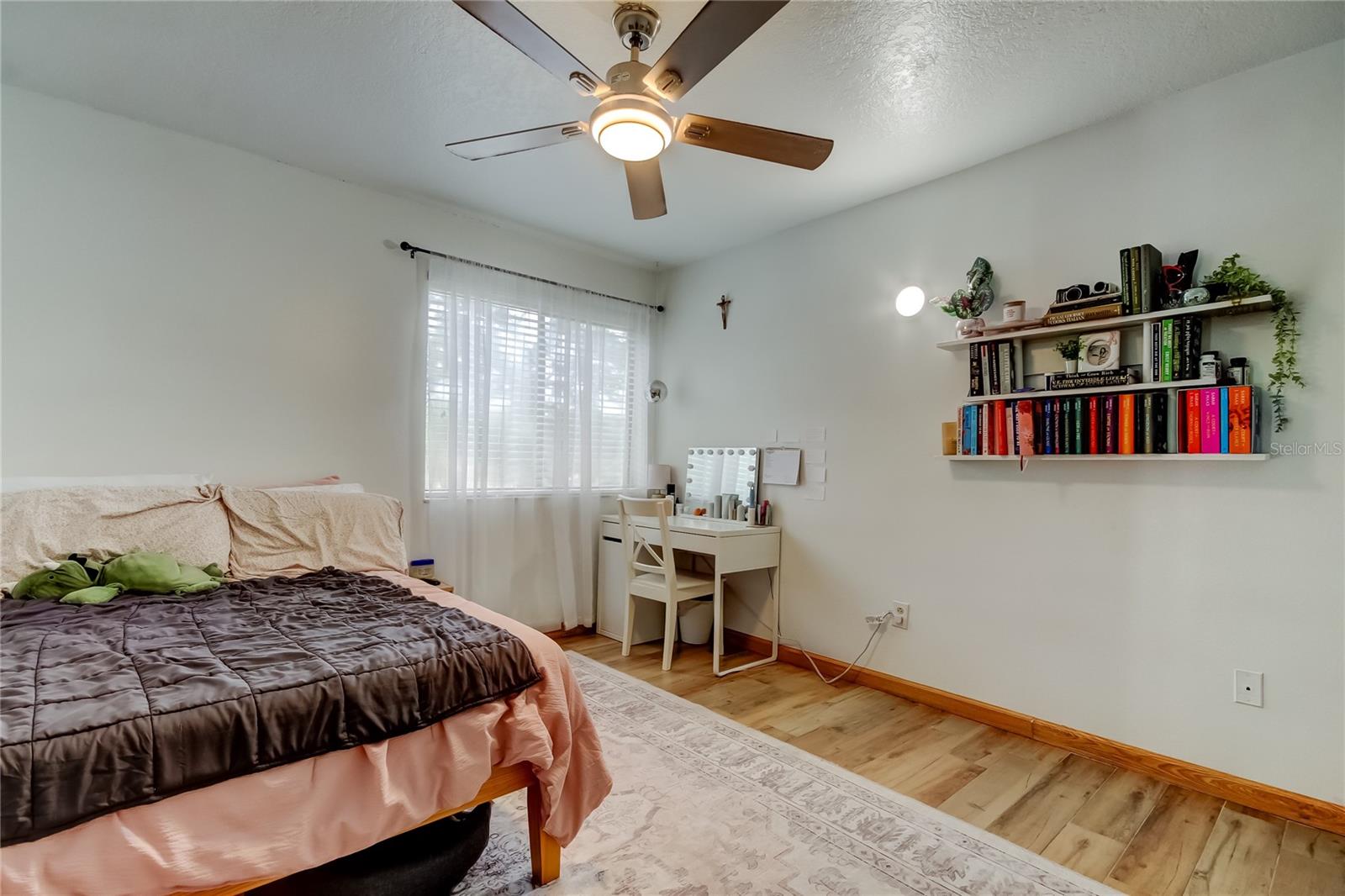 Image 18 of 36 For 11720 Raintree Drive D