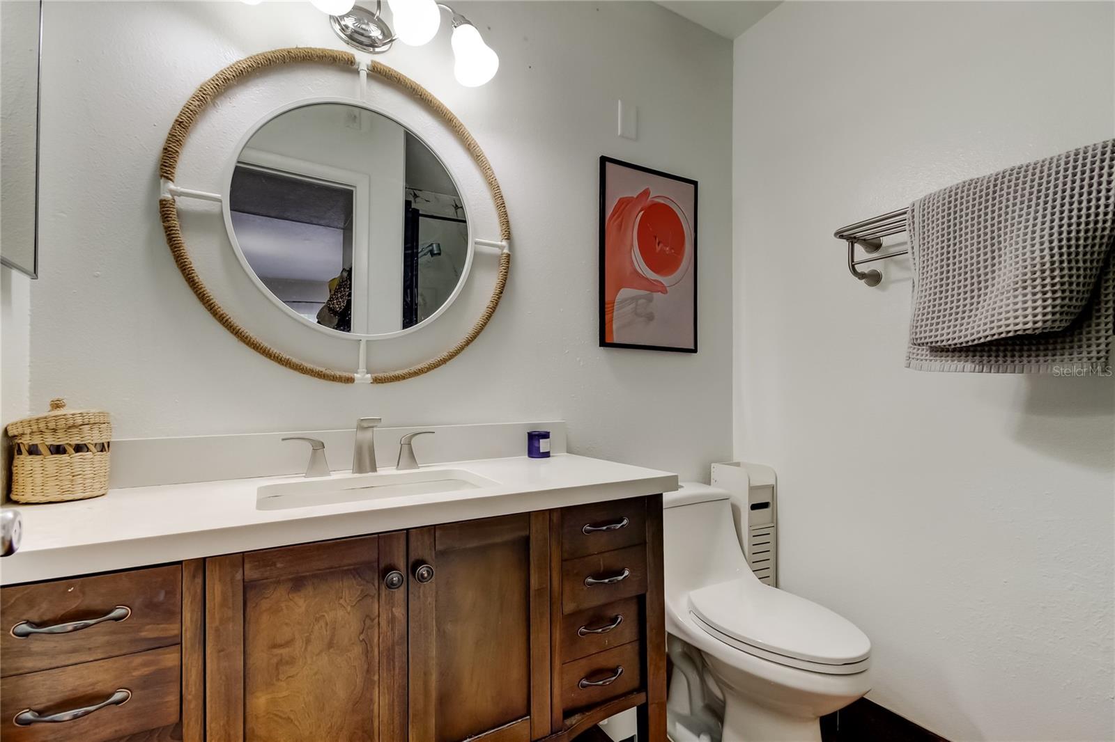 Image 20 of 36 For 11720 Raintree Drive D