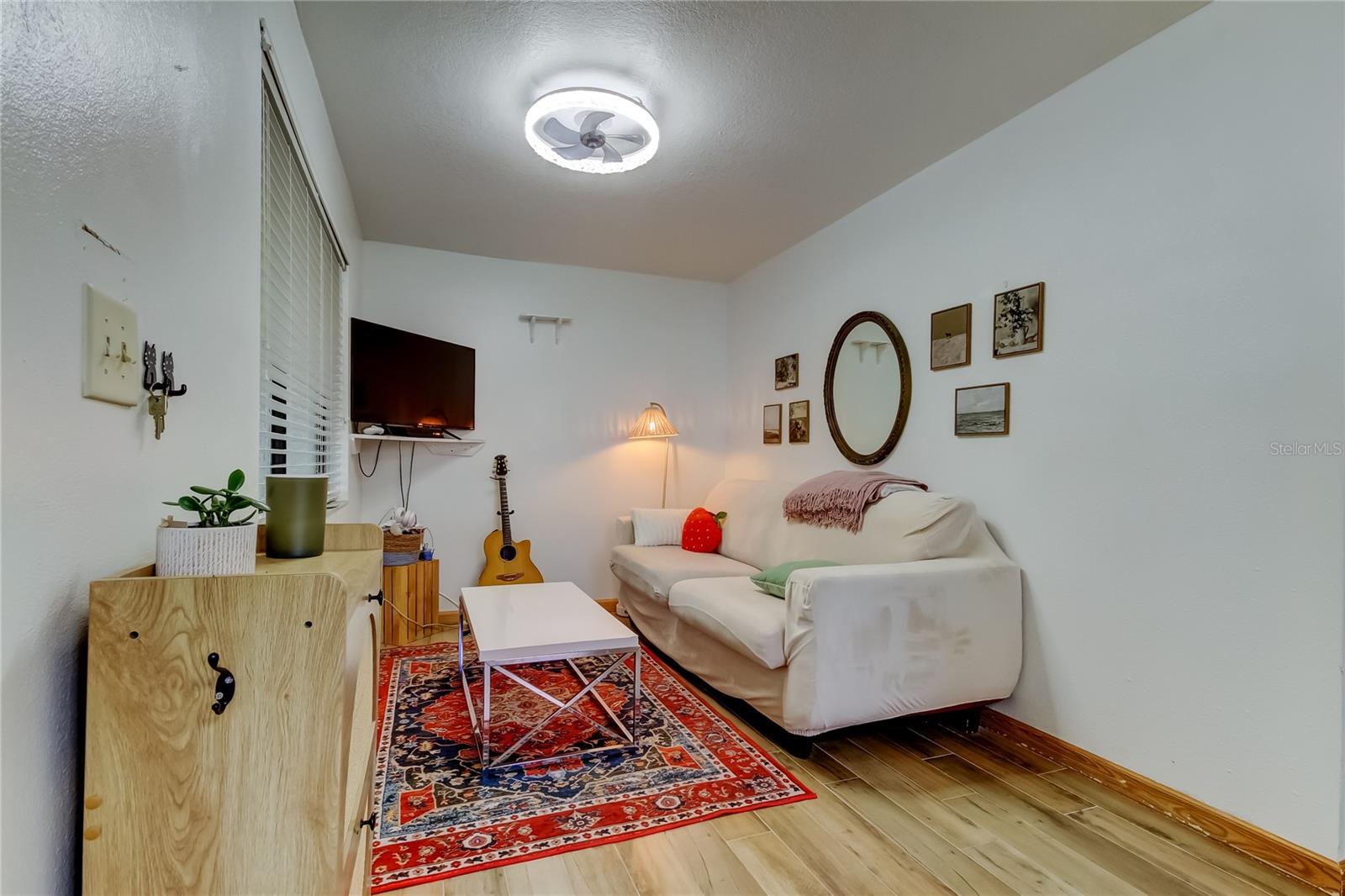 Image 7 of 36 For 11720 Raintree Drive D