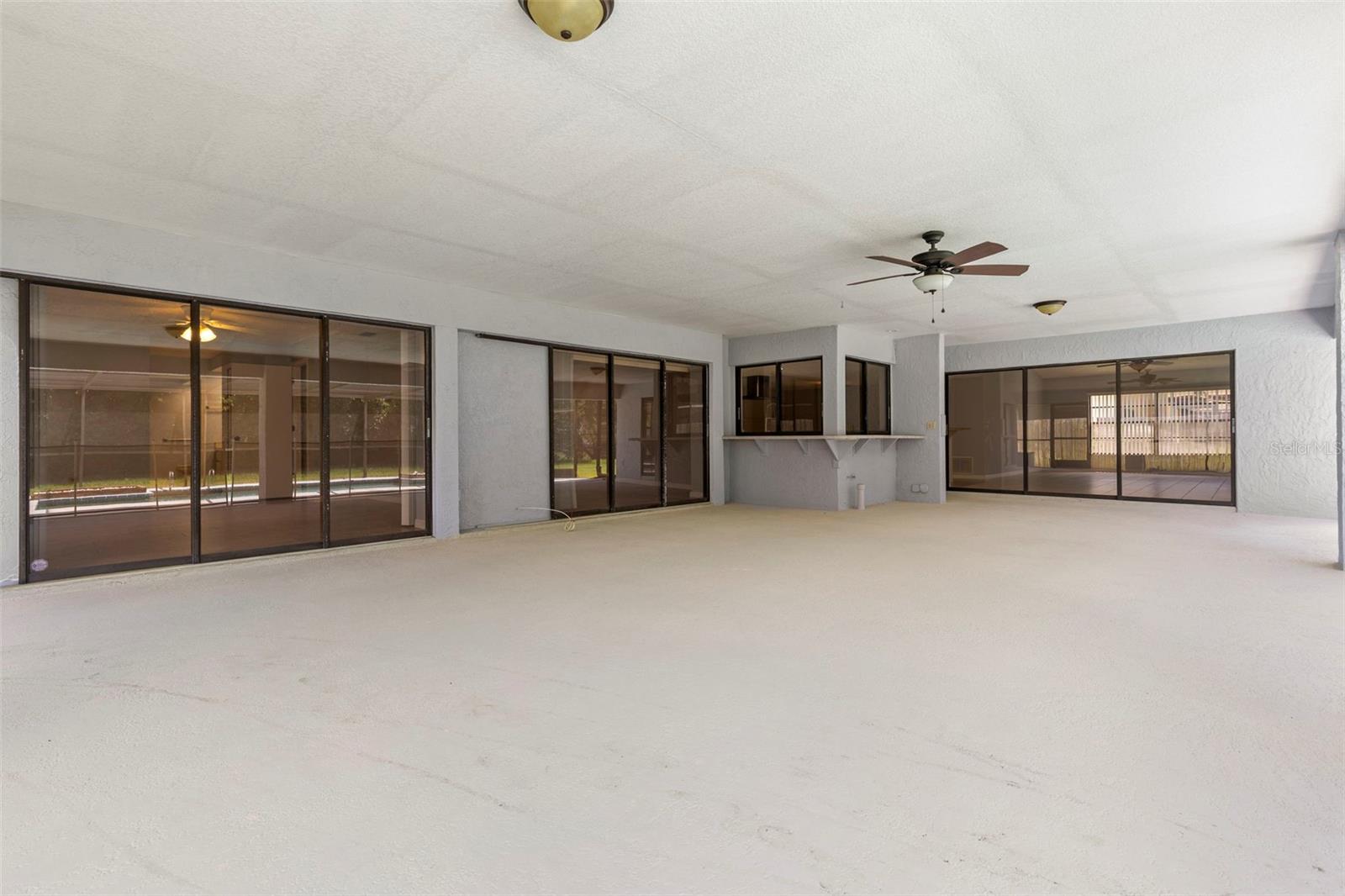 Image 30 of 35 For 14164 Fennsbury Drive