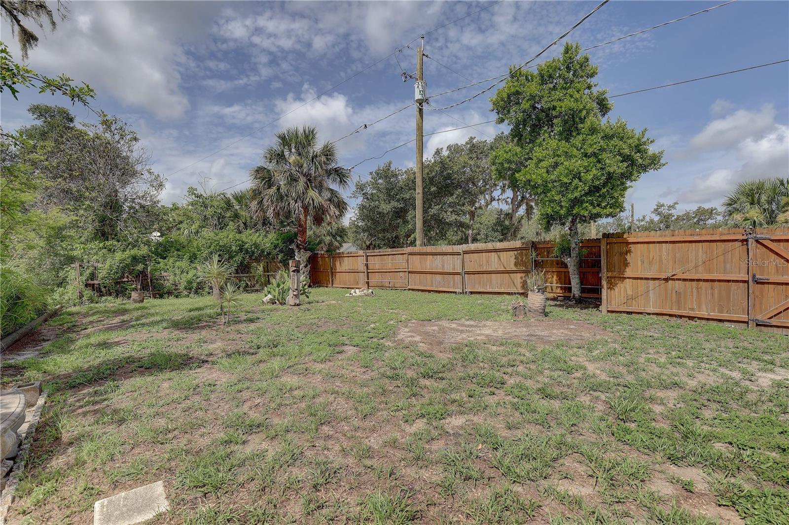 Image 39 of 57 For 11006 Spivey Road