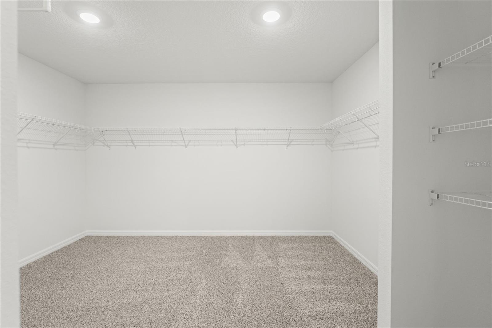 Image 36 of 45 For 1829 Draughton Drive
