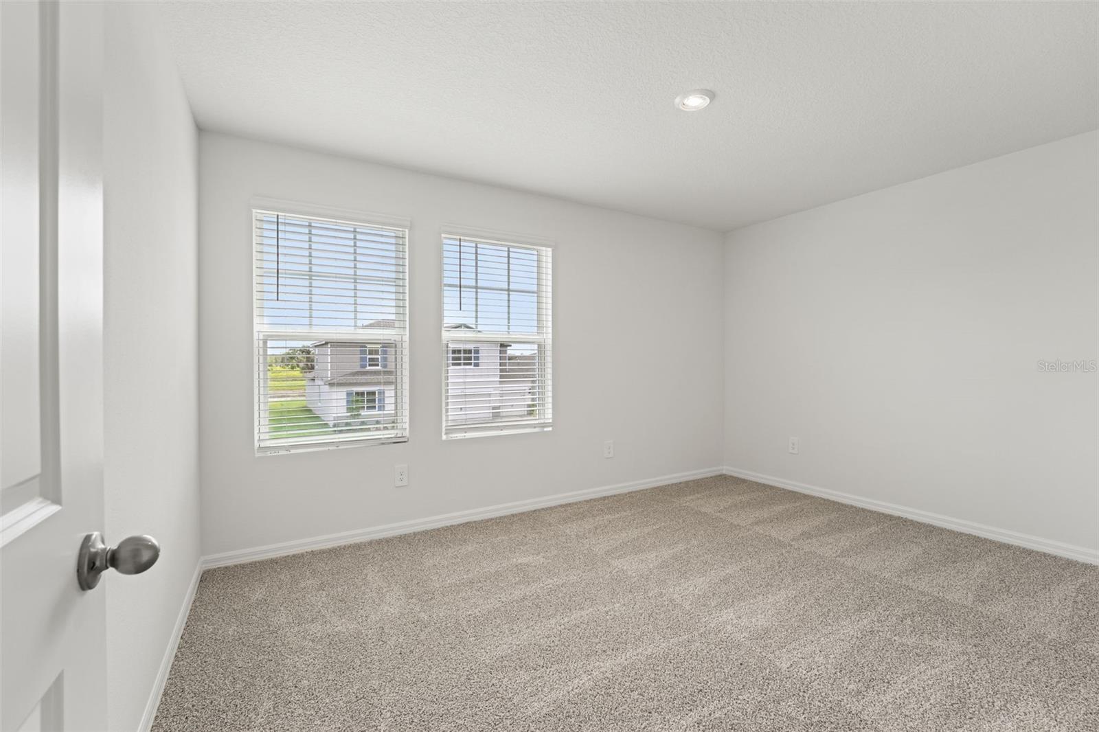 Image 38 of 45 For 1829 Draughton Drive