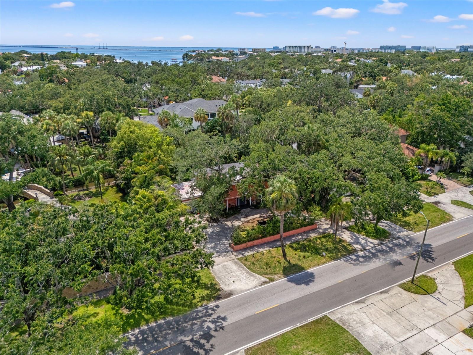 Image 43 of 48 For 817 West Shore Boulevard