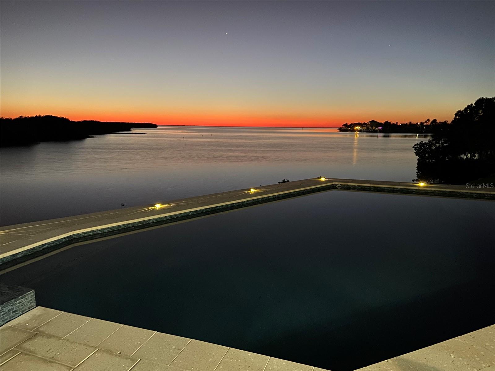 Listing photo id 10 for 3840 Rudder Way