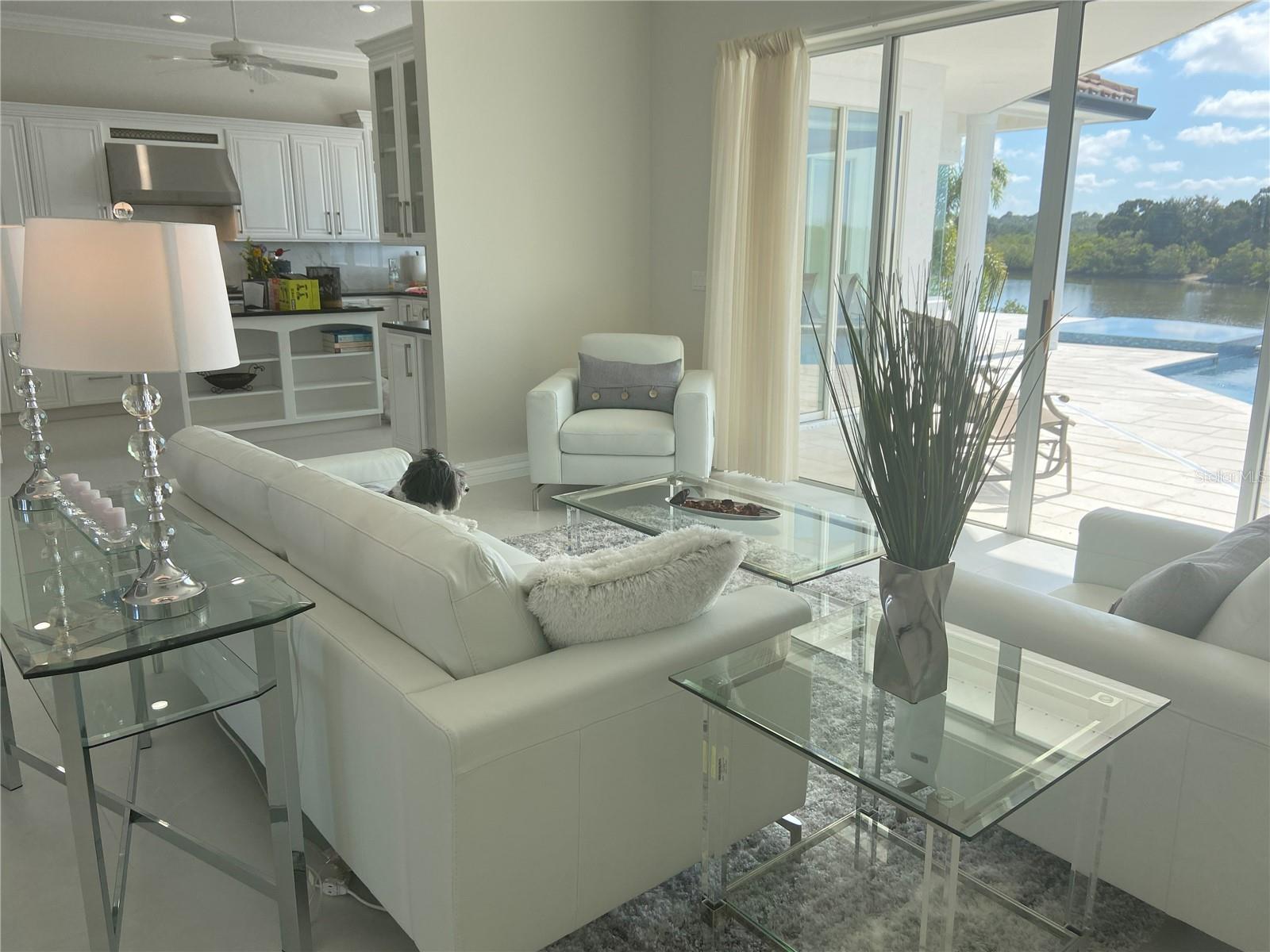 Listing photo id 0 for 3840 Rudder Way