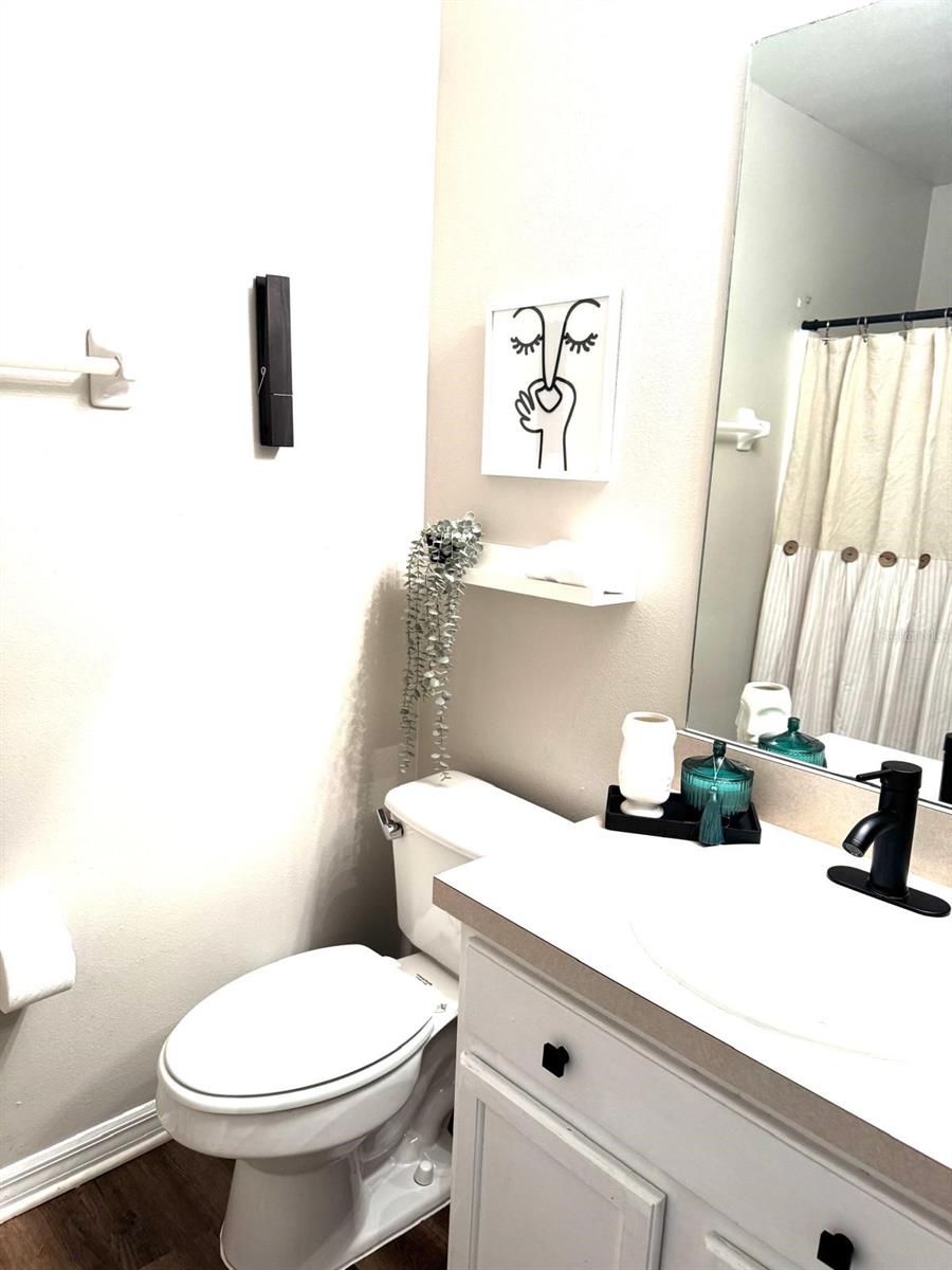 Image 9 of 33 For 2870 Club Cortile Circle B