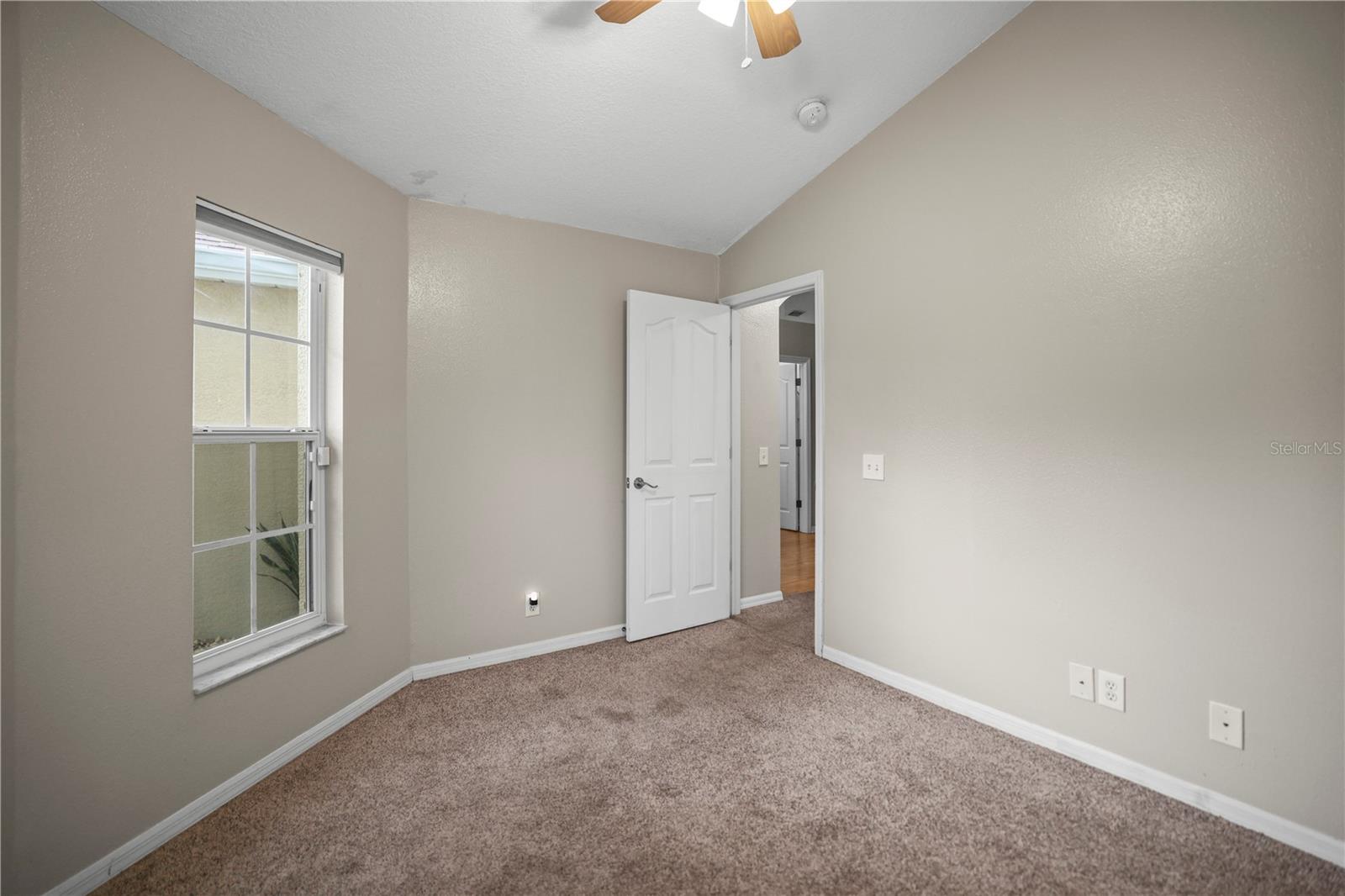 Image 73 of 74 For 826 Addison Drive Ne