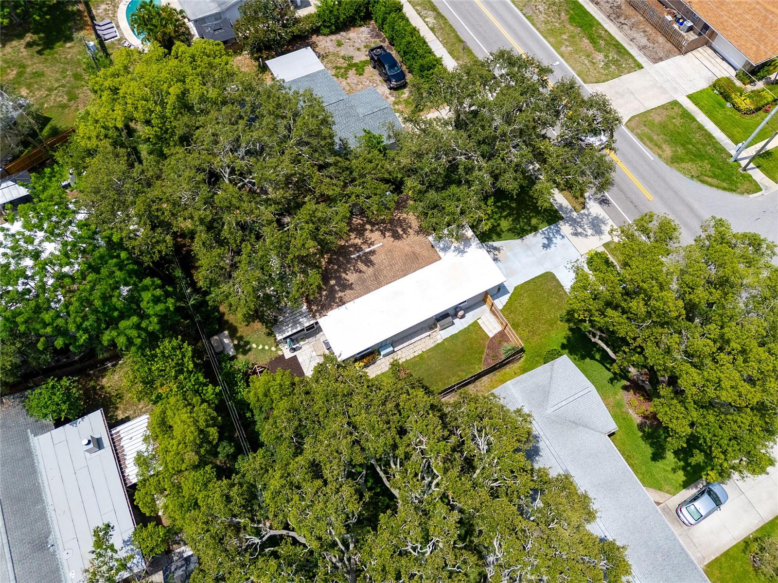 Image 28 of 41 For 10095 Oakhurst Rd