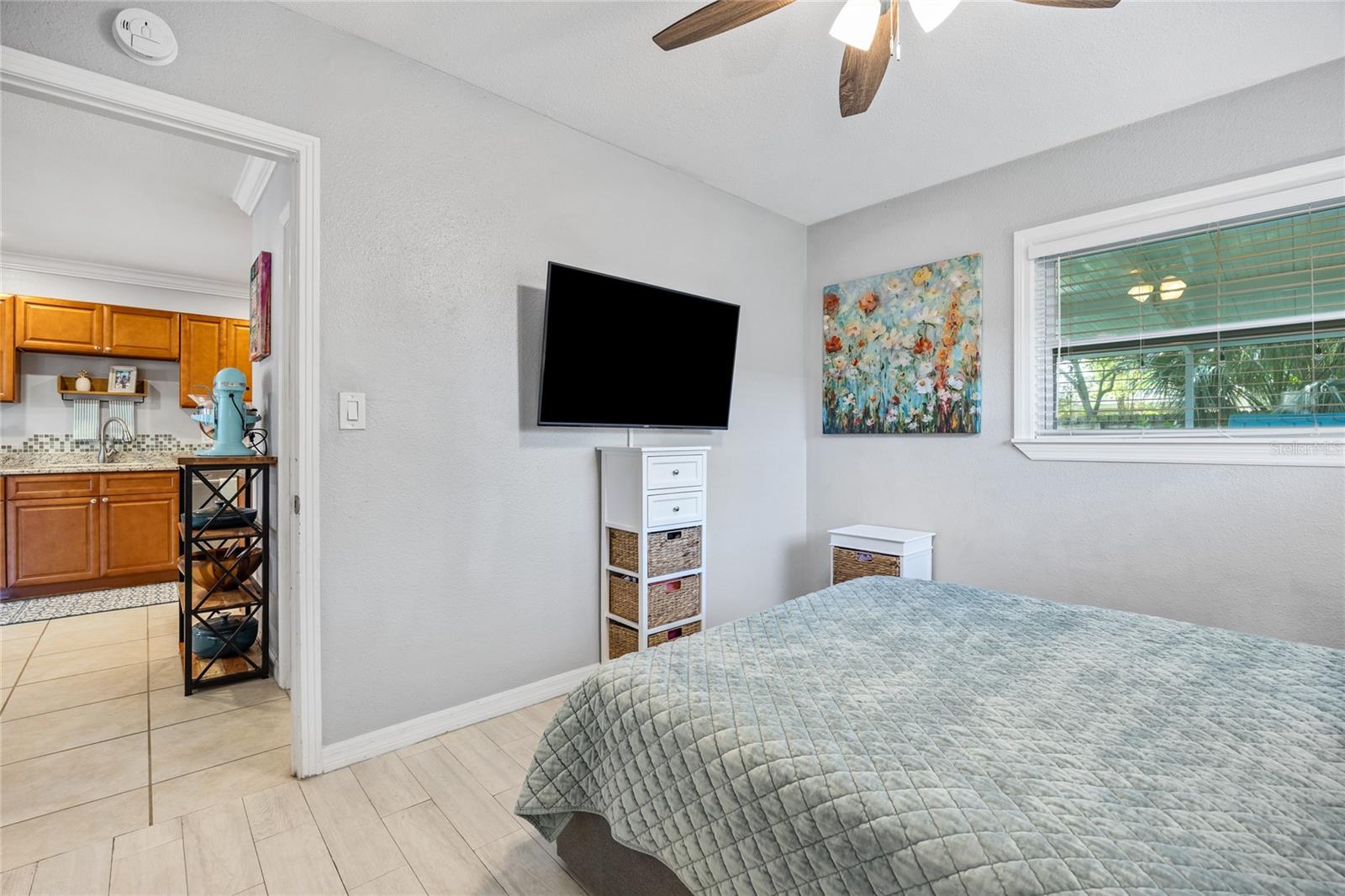 Image 40 of 41 For 10095 Oakhurst Rd