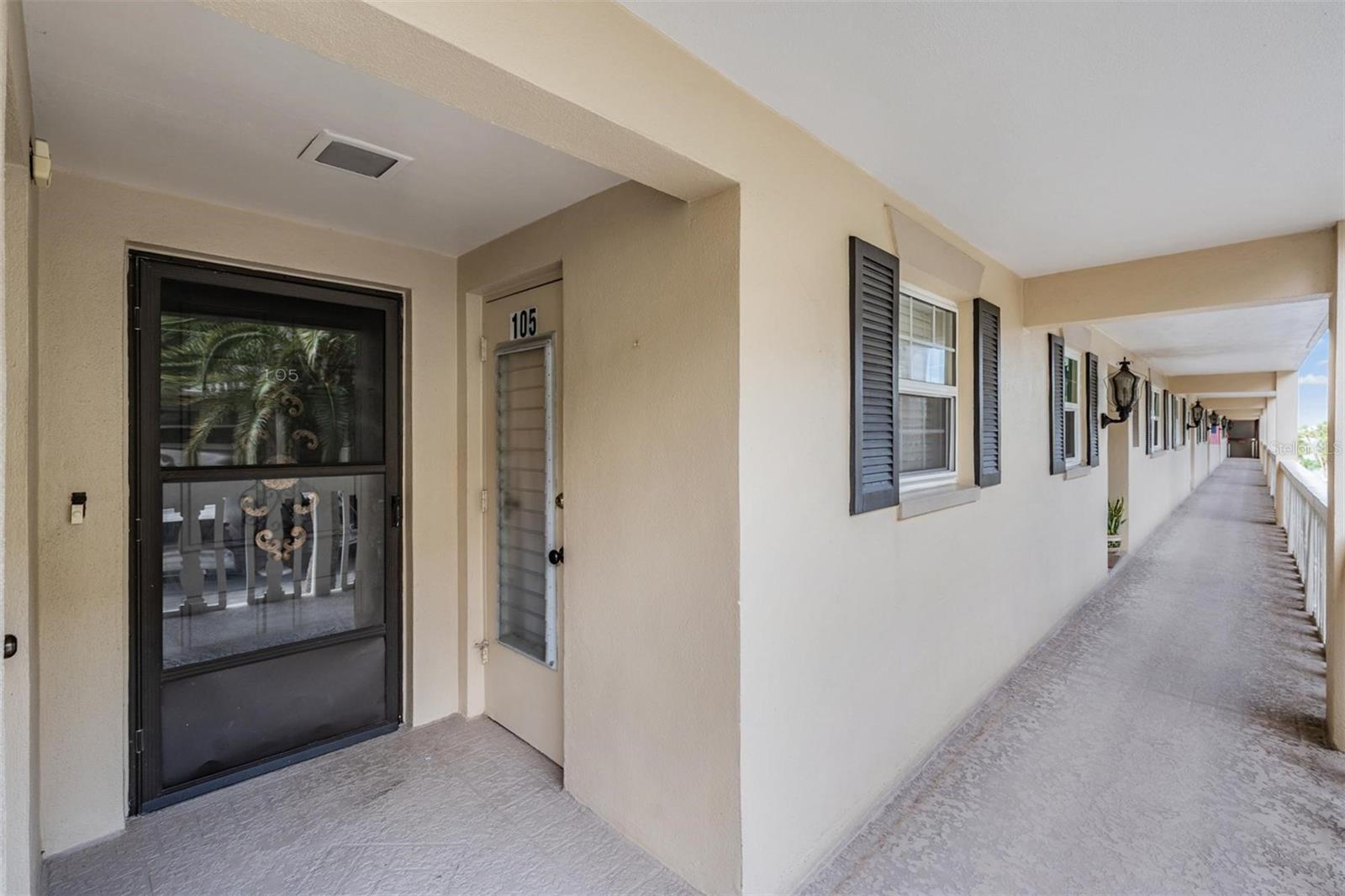 Image 3 of 31 For 147 Bluff View Drive 105