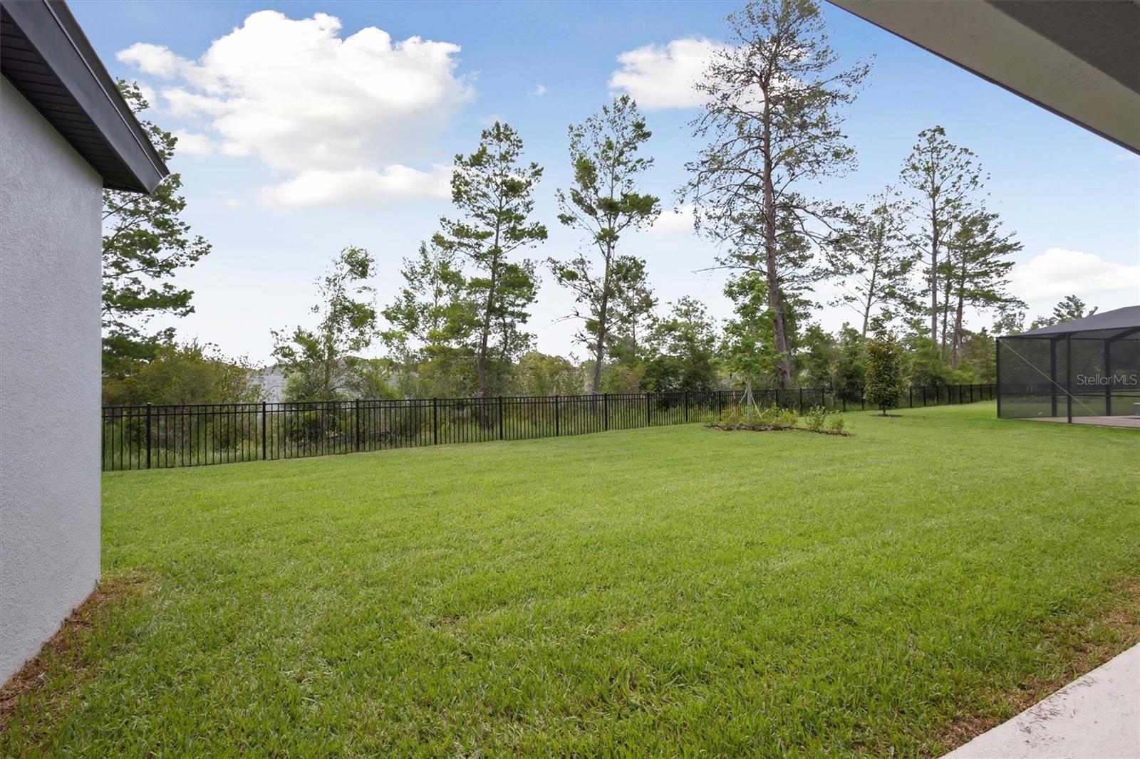Listing photo id 25 for 3448 Yellow Leaf Circle
