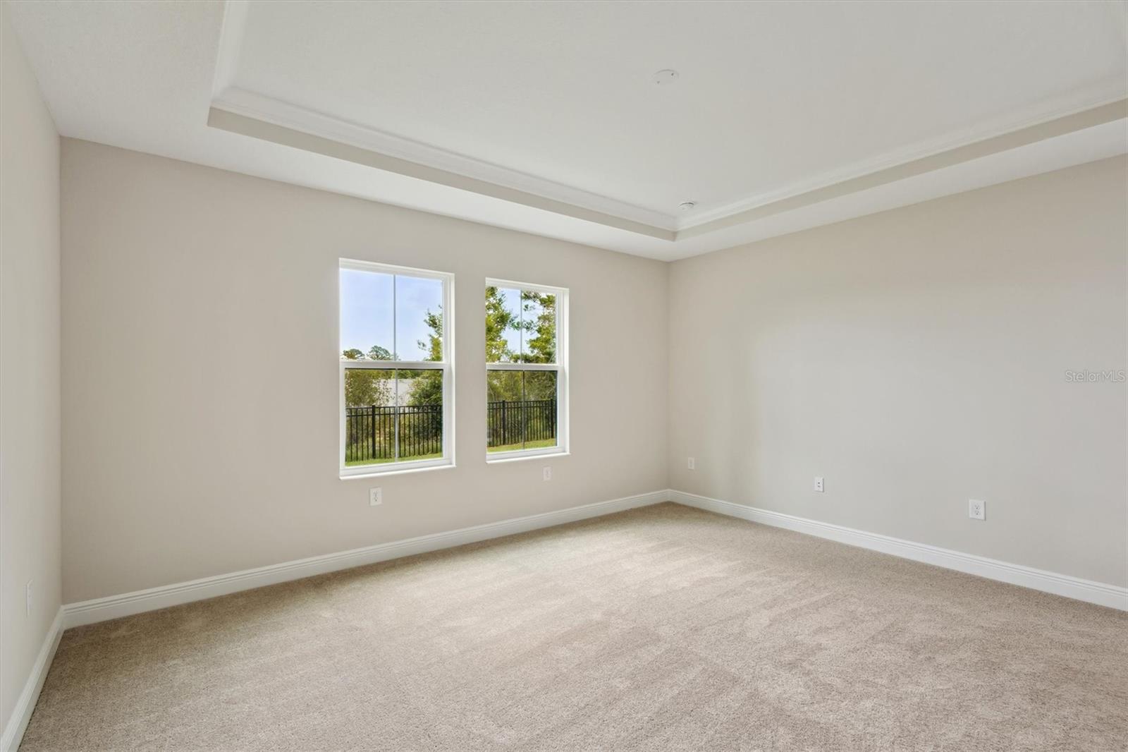 Listing photo id 3 for 3448 Yellow Leaf Circle