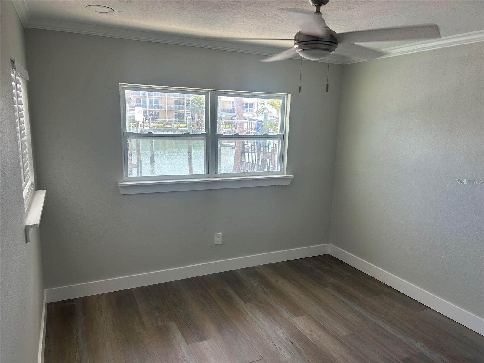 Image 8 of 13 For 11110 1st Street E