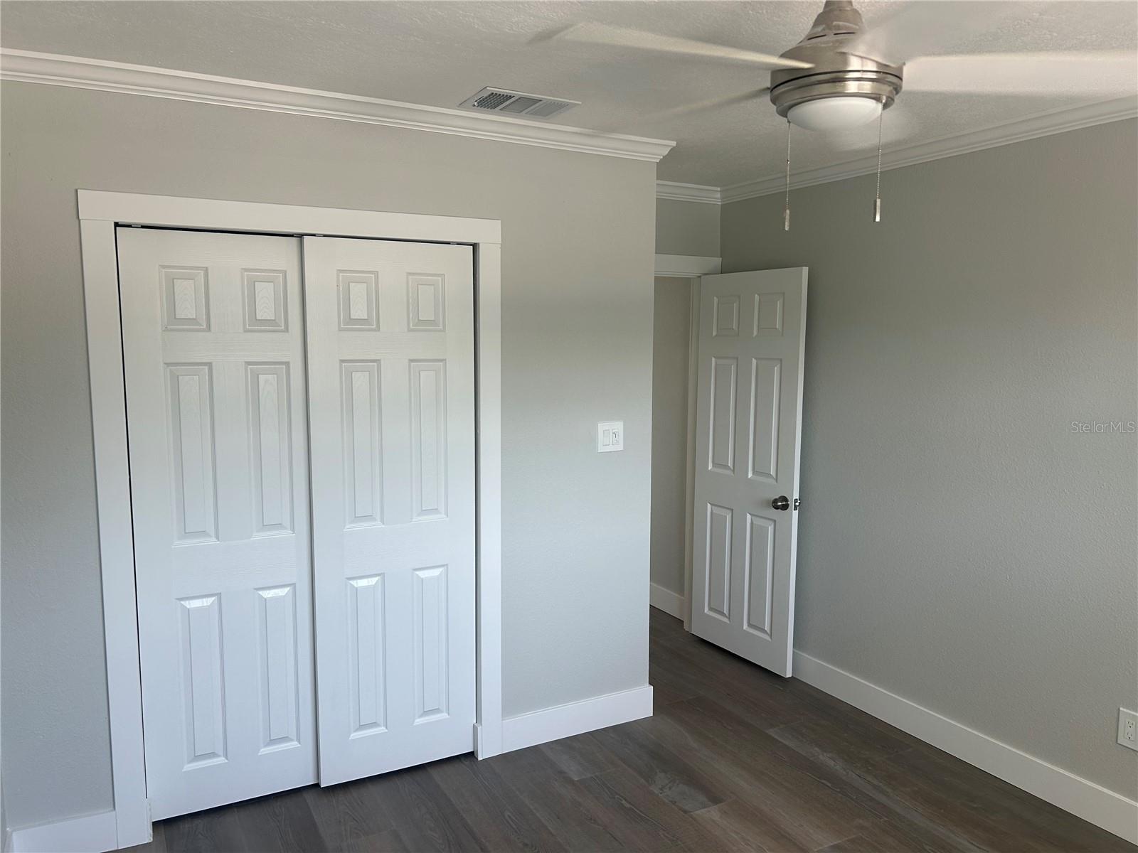 Image 9 of 13 For 11110 1st Street E